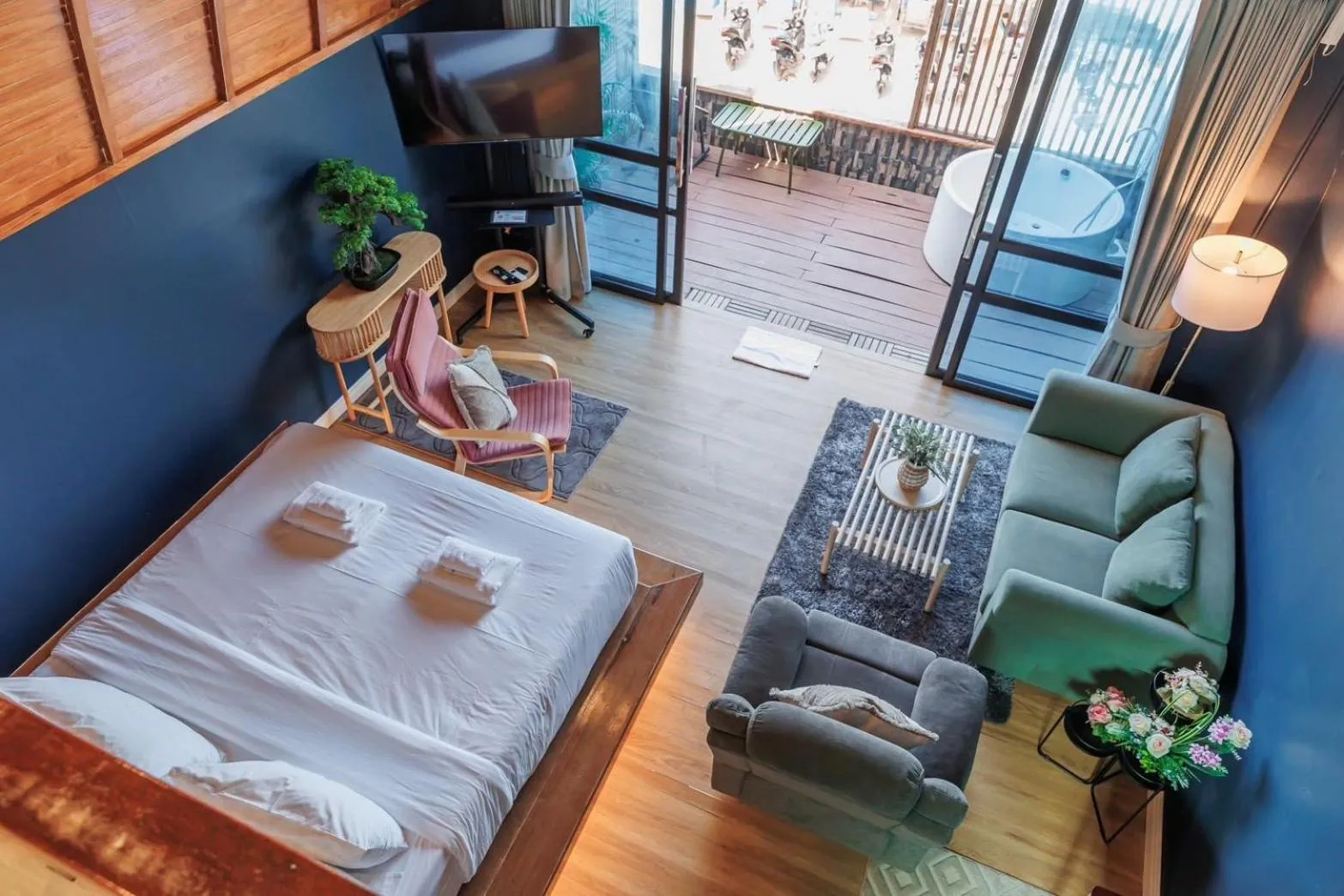 Bed in IP PLUS BEACH RESORT Koh Larn