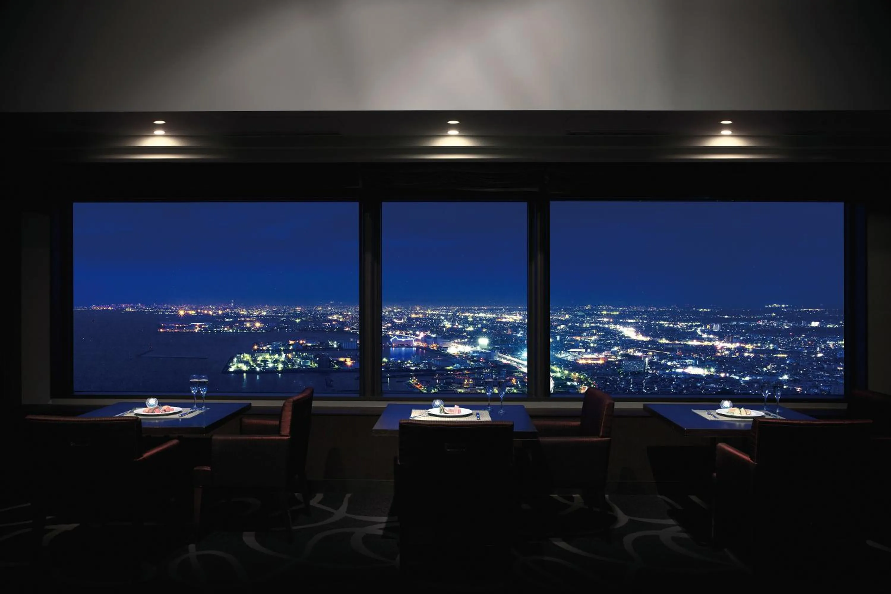 Restaurant/places to eat in Odysis Suites Osaka Airport Hotel