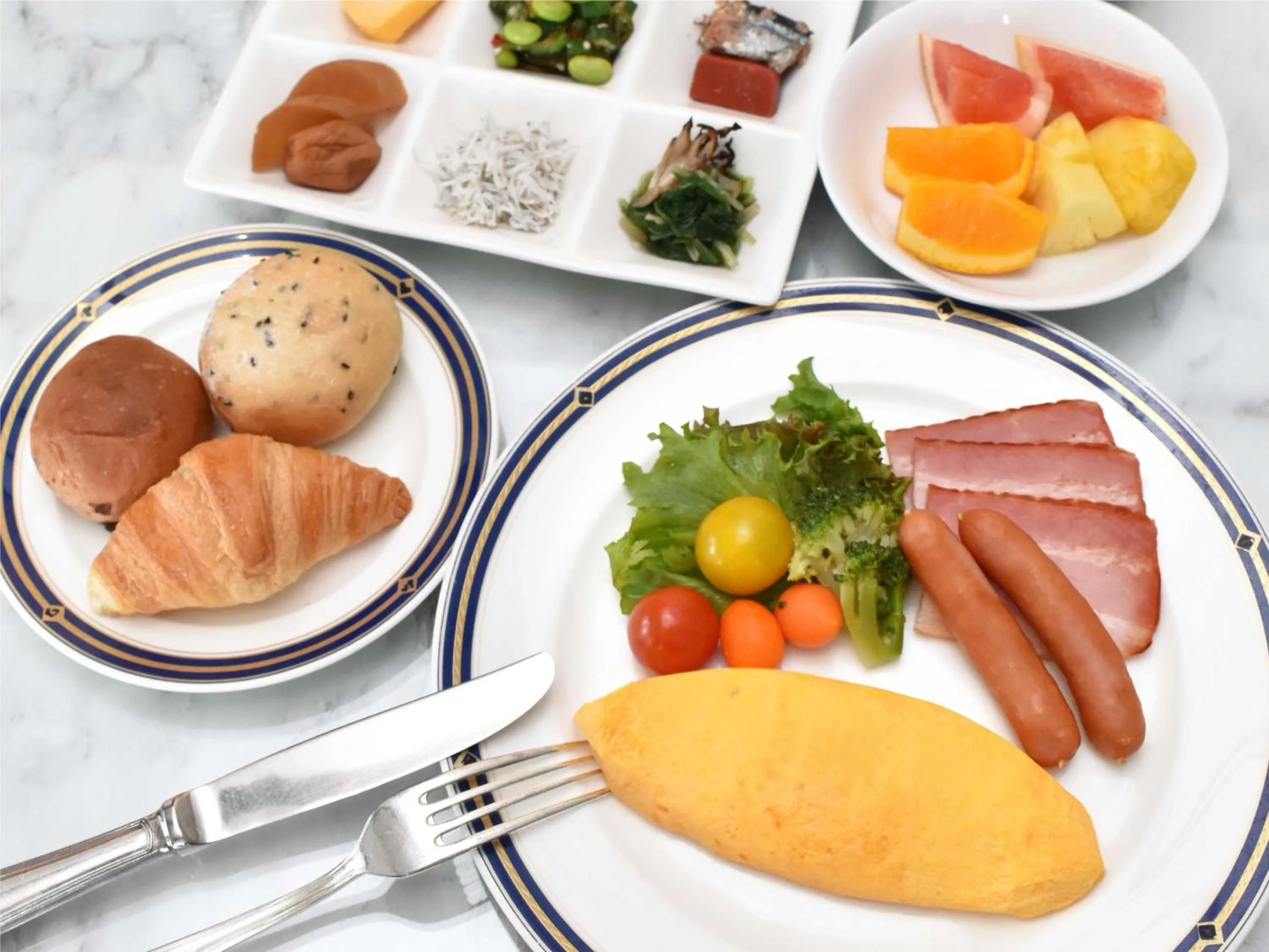 Restaurant/places to eat in Odysis Suites Osaka Airport Hotel