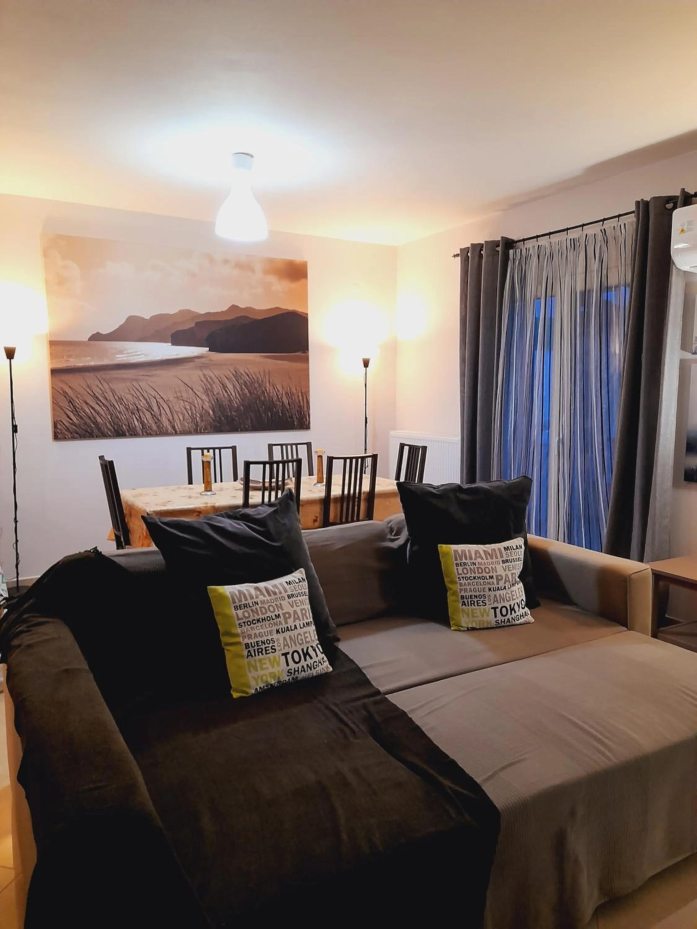 Bed in Beautiful house with great castle view!