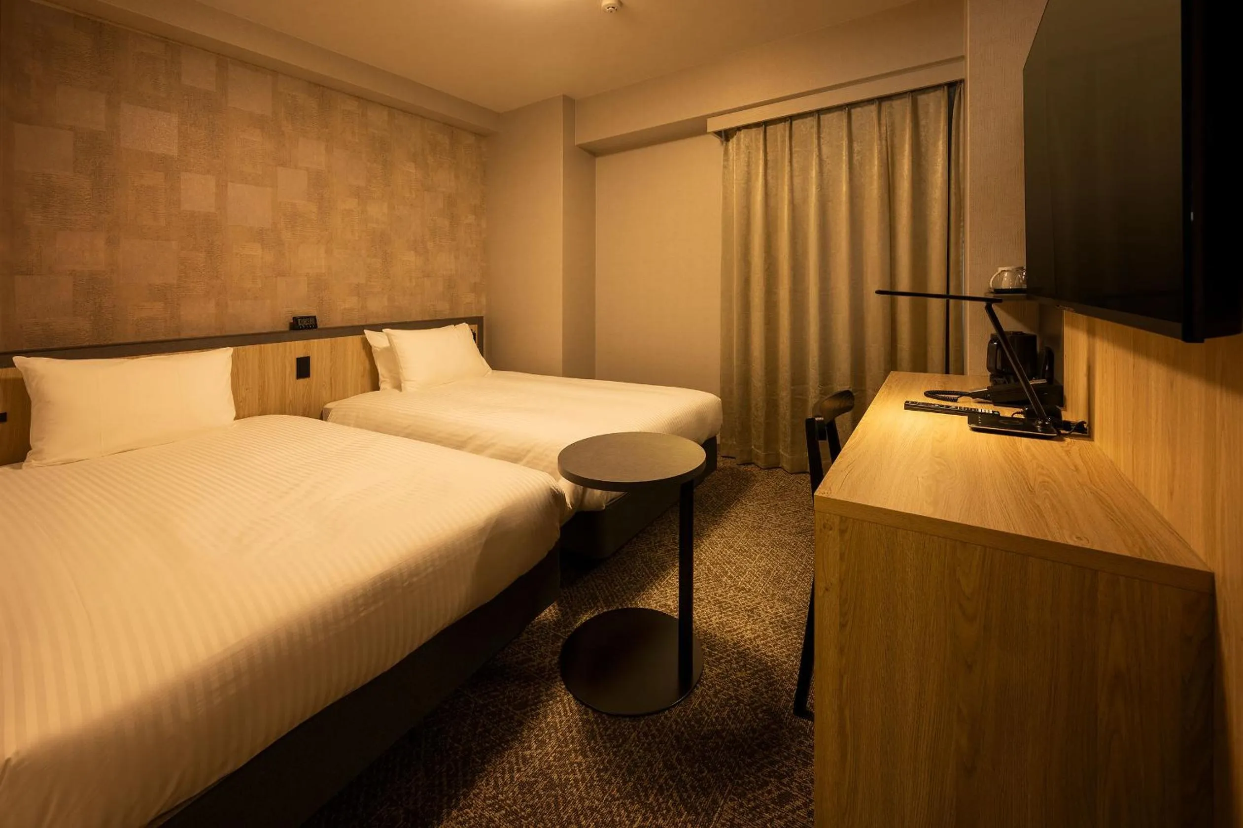 Photo of the whole room, Bed in Shizutetsu Hotel Prezio Osaka Shinsaibashi