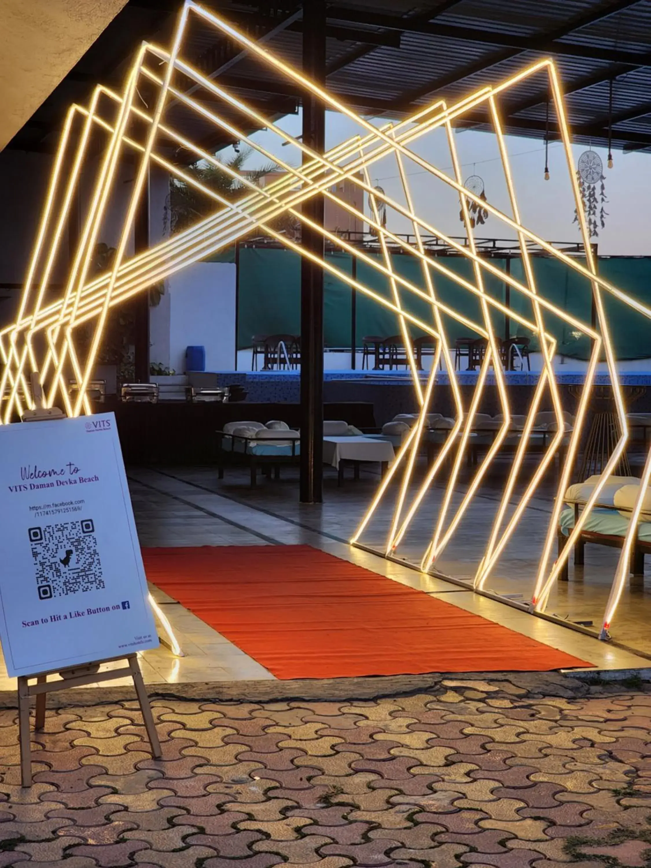 Restaurant/places to eat in VITS Daman Devka Beach Restaurant/places to eat in VITS Daman Devka Beach