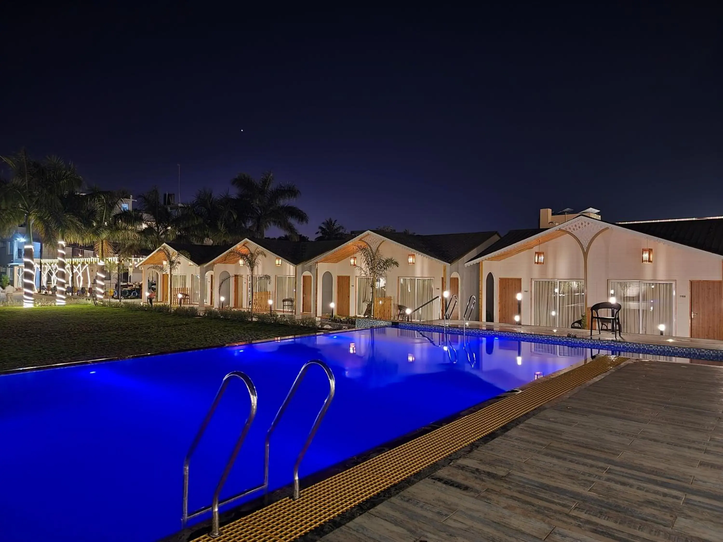 Swimming pool in VITS Daman Devka Beach Swimming pool in VITS Daman Devka Beach