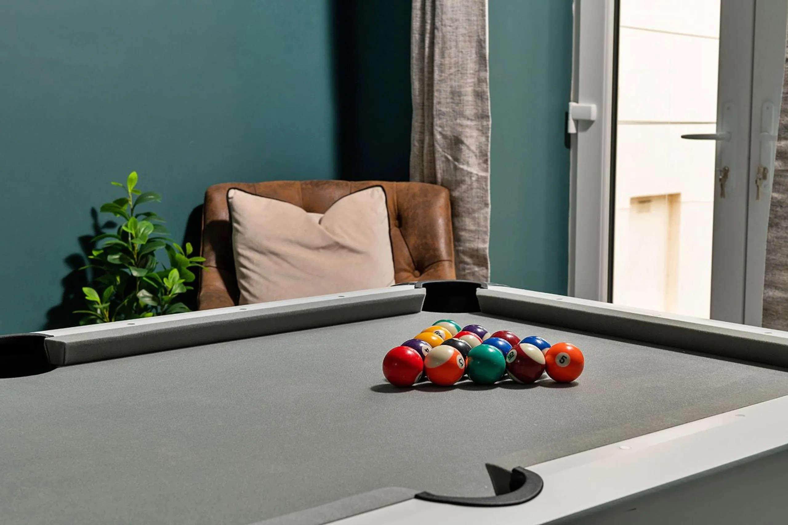 Billiard in Finest Retreats - Peace Retreats Penthouse