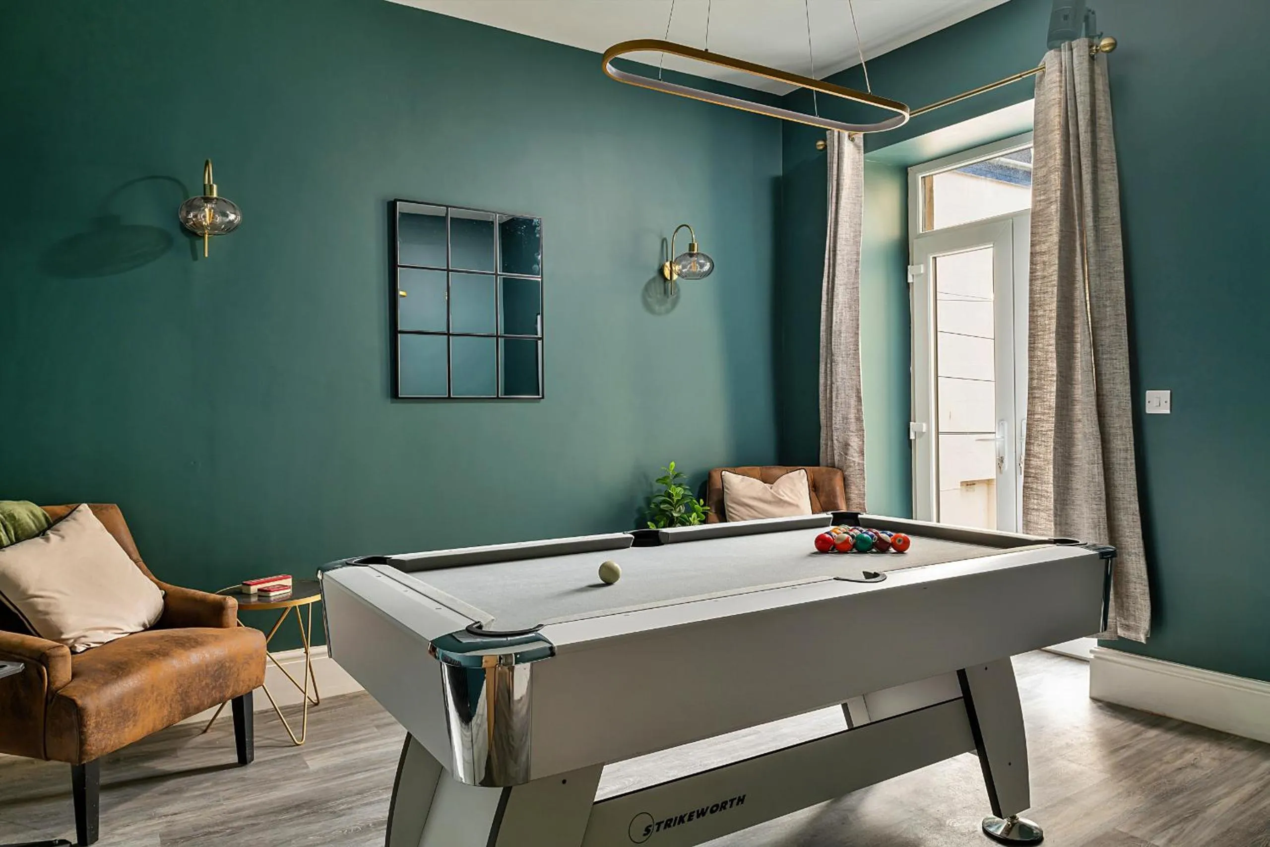 Billiard in Finest Retreats - Peace Retreats Penthouse
