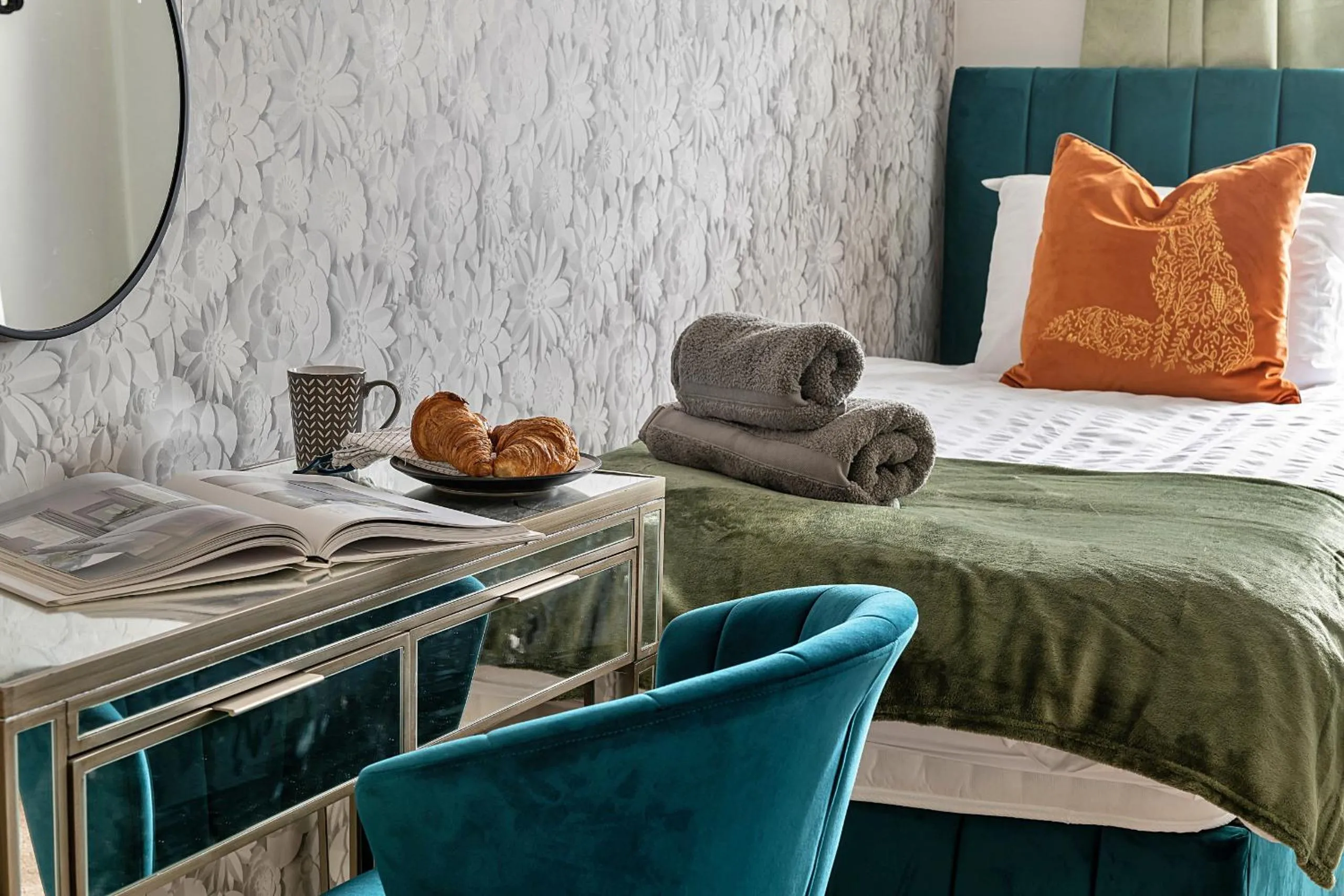 Bed in Finest Retreats - Peace Retreats Penthouse