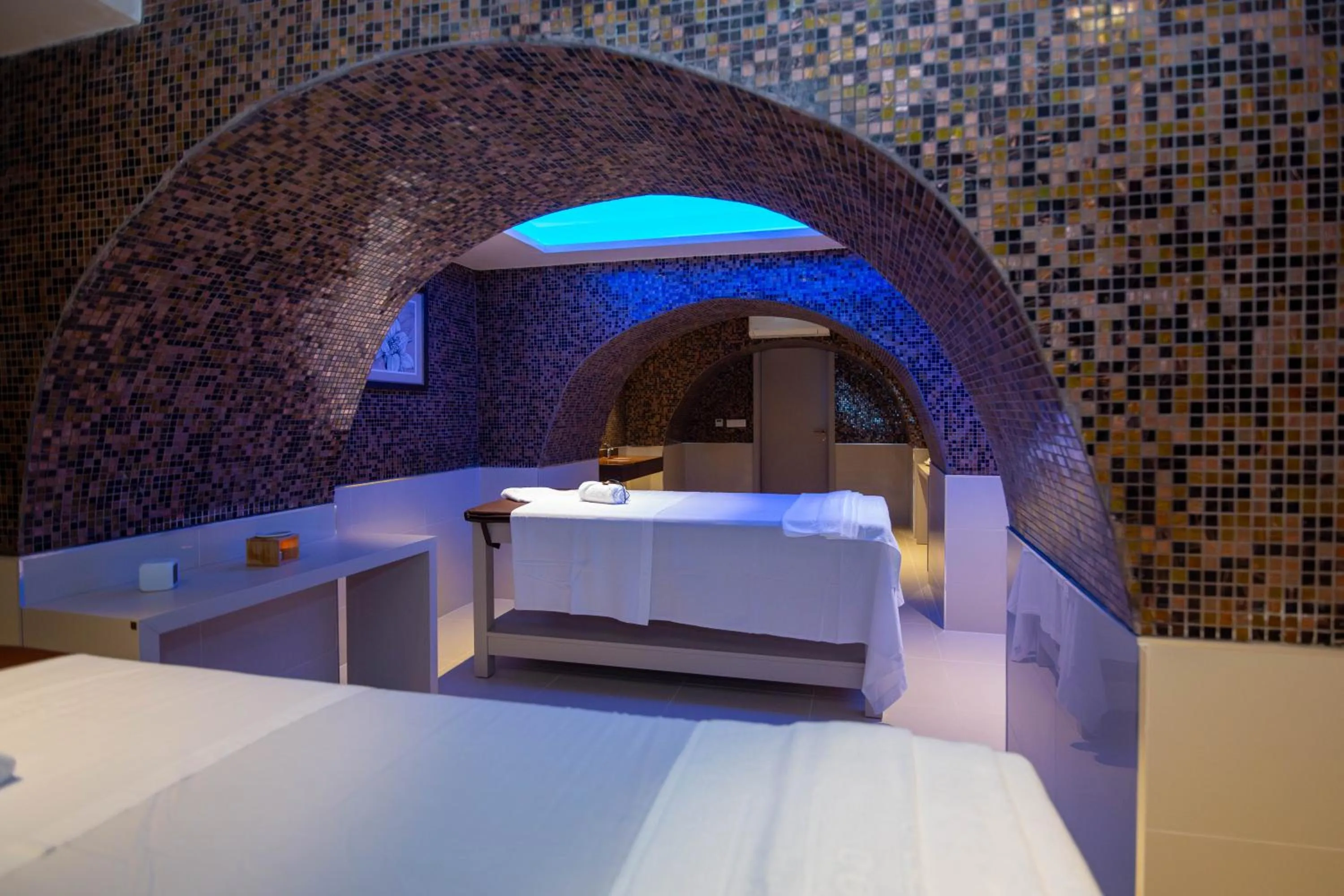 Massage, Bed in Vila Gale Collection S.Miguel