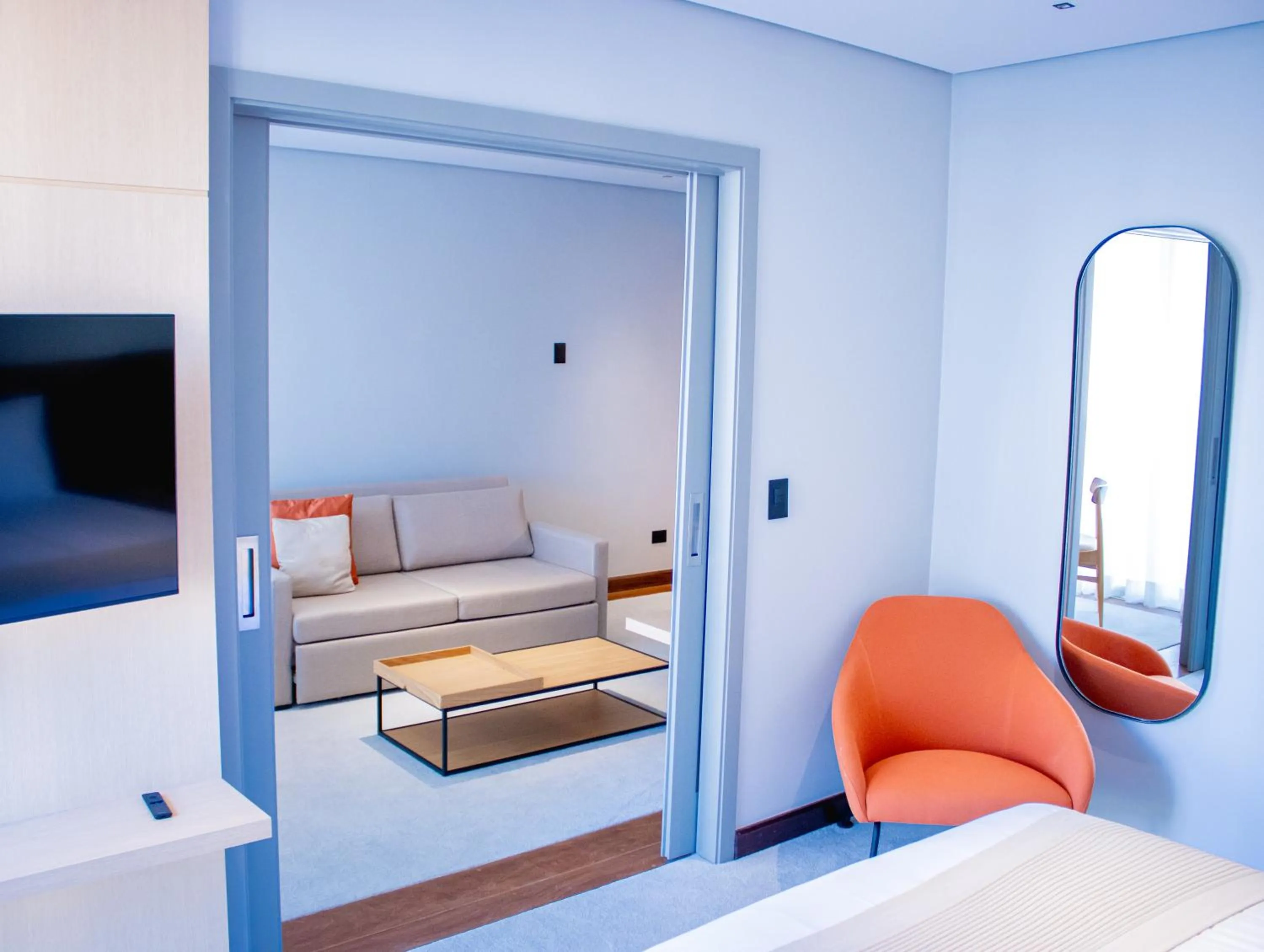 Photo of the whole room, Bed in Roomo Transamerica SP GeorgeV Itaim Bibi