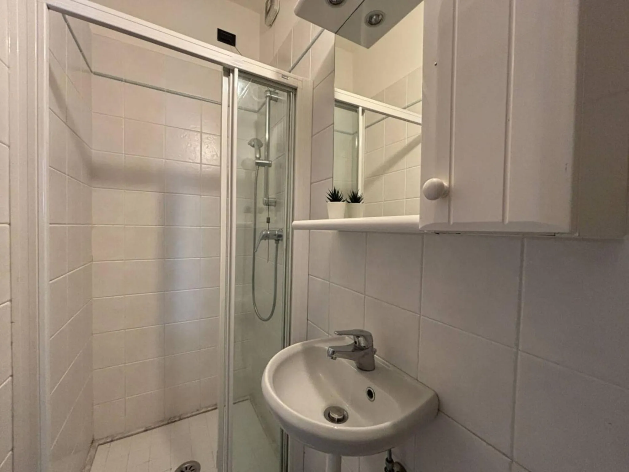 Flat for seven guests in residence with pool