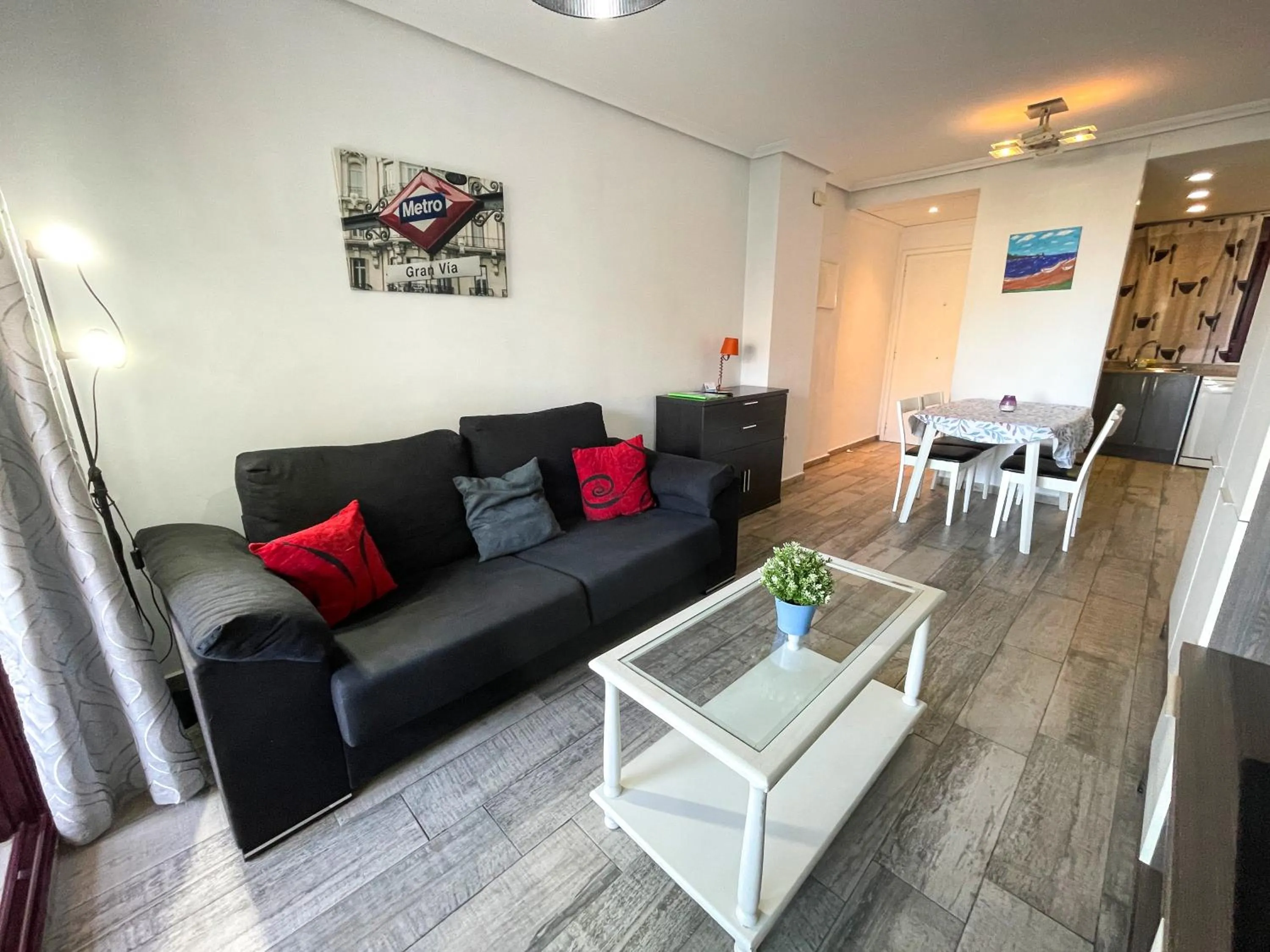 TV and multimedia in Apartamentos Mirador del Castillo 3000