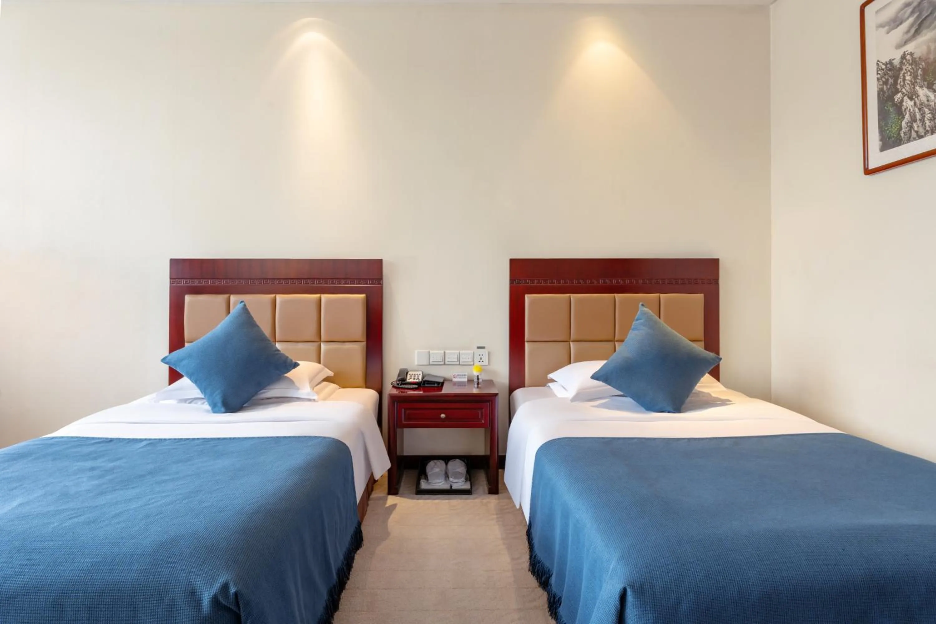 Bed in HeBei Cuipingshan Guest House