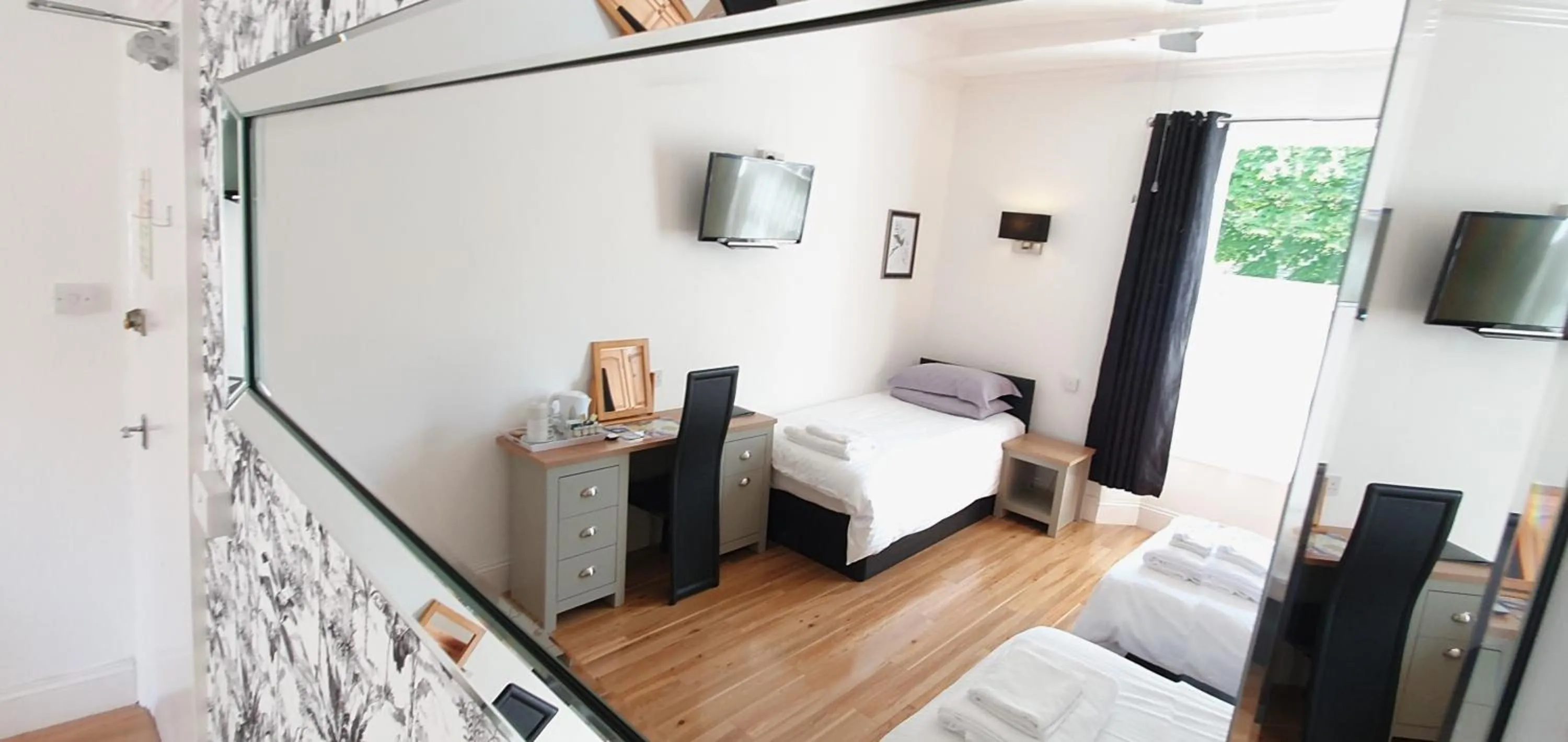 Midway Guest House