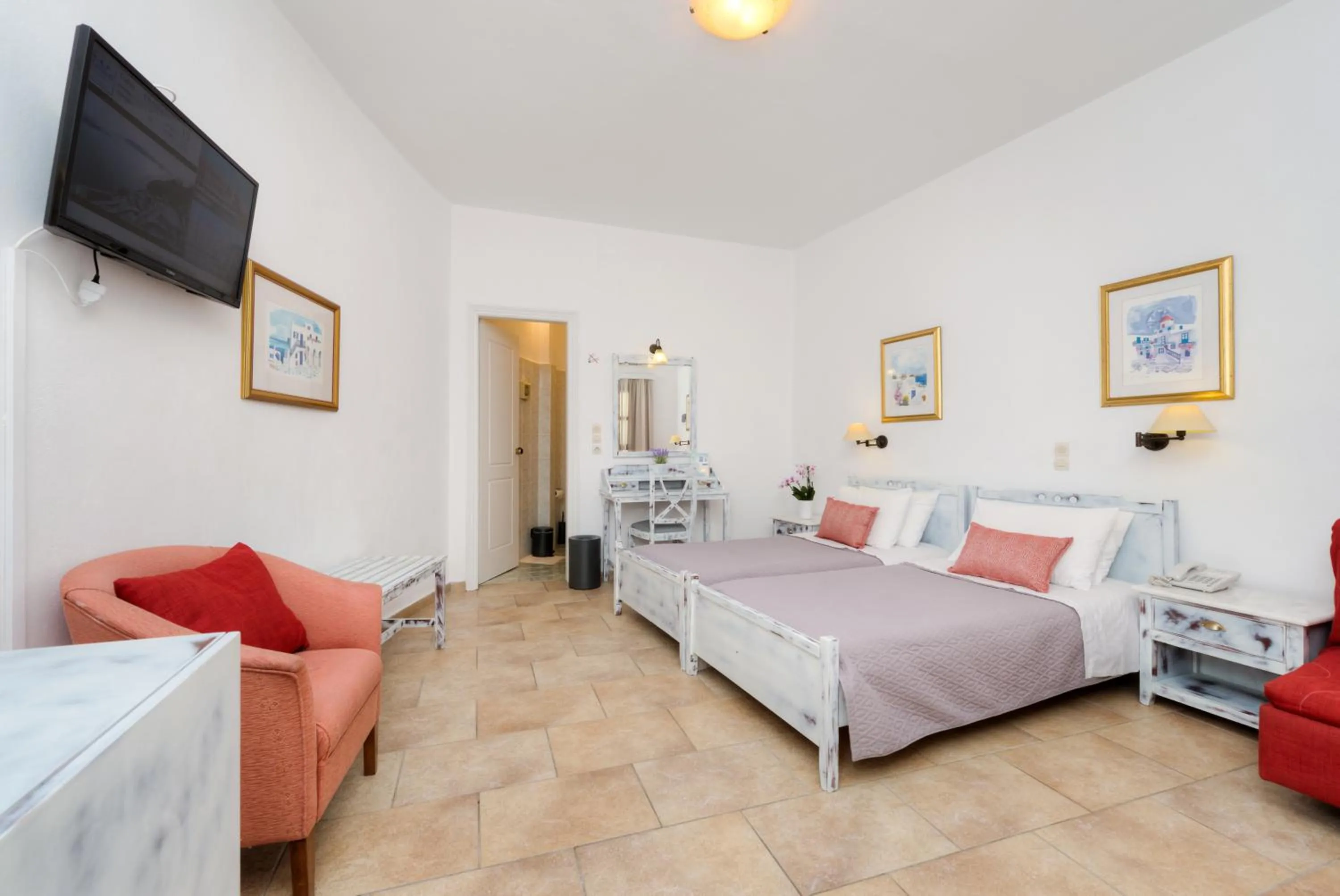 Bed in Hotel Mathios