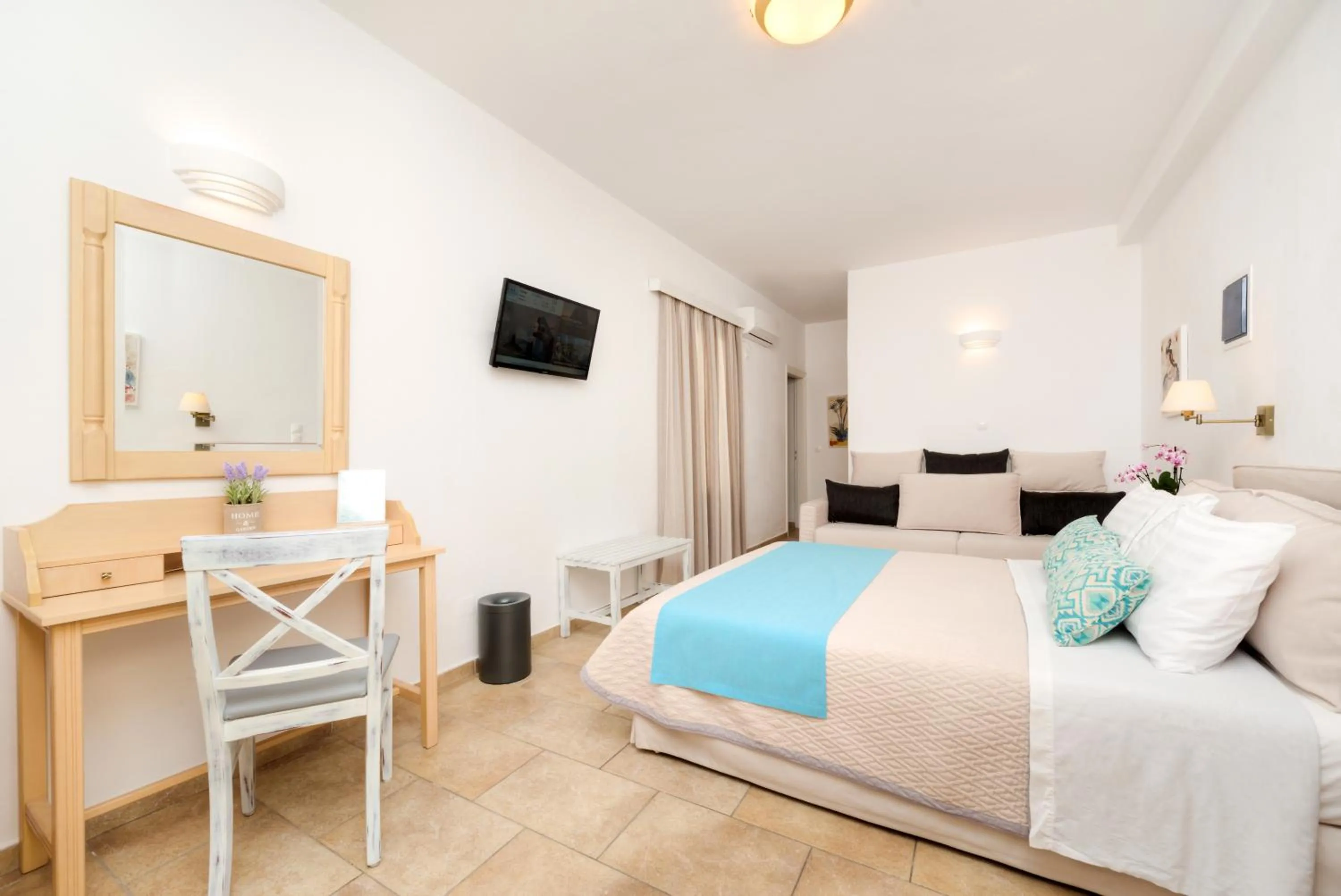 Bed in Hotel Mathios