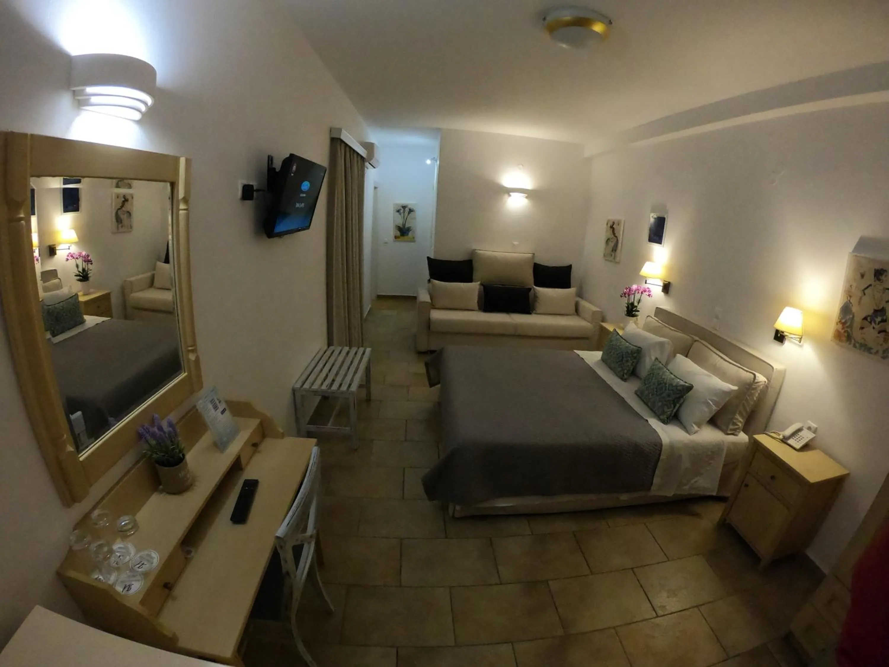 Bed in Hotel Mathios