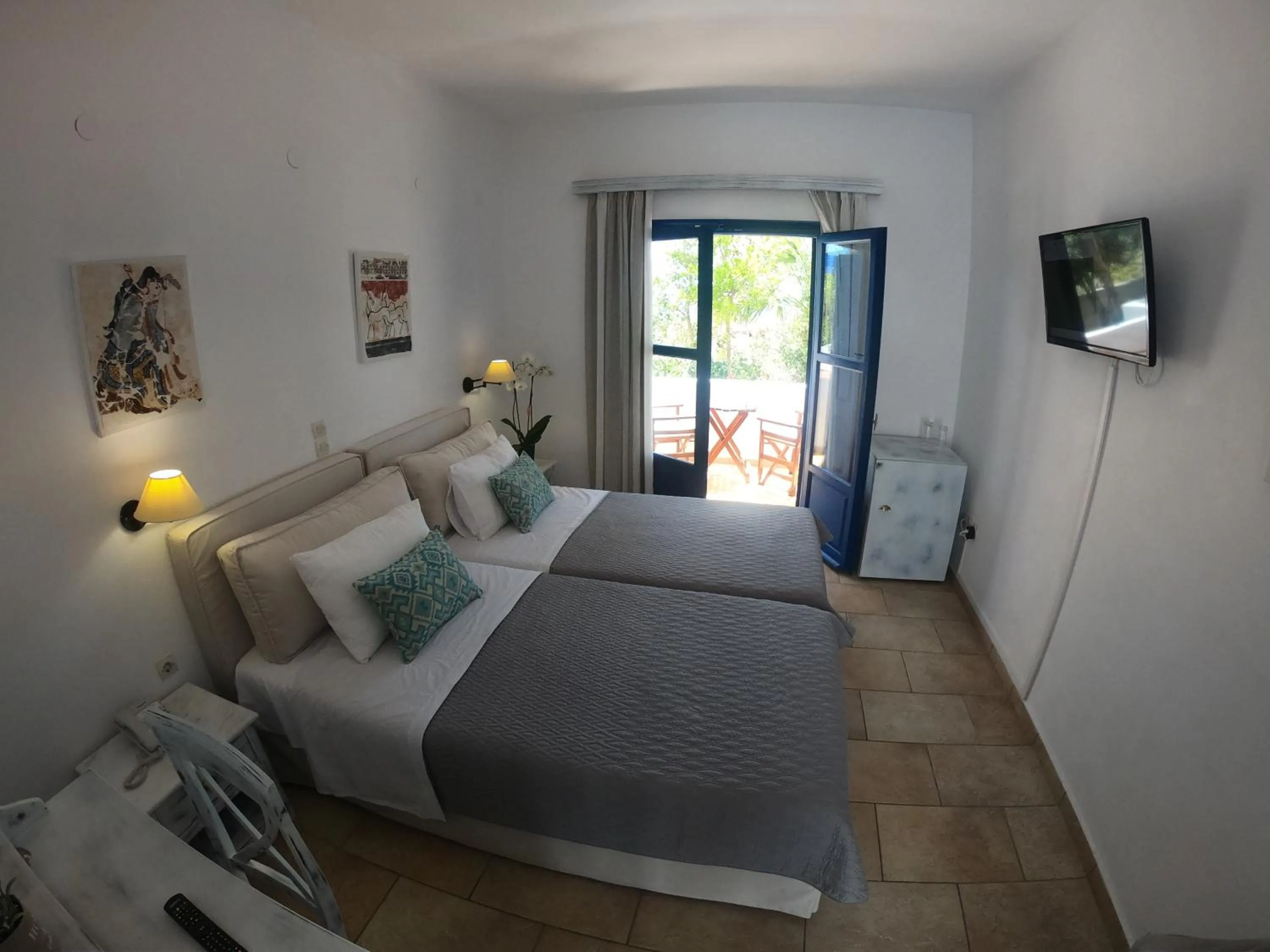 Bed in Hotel Mathios