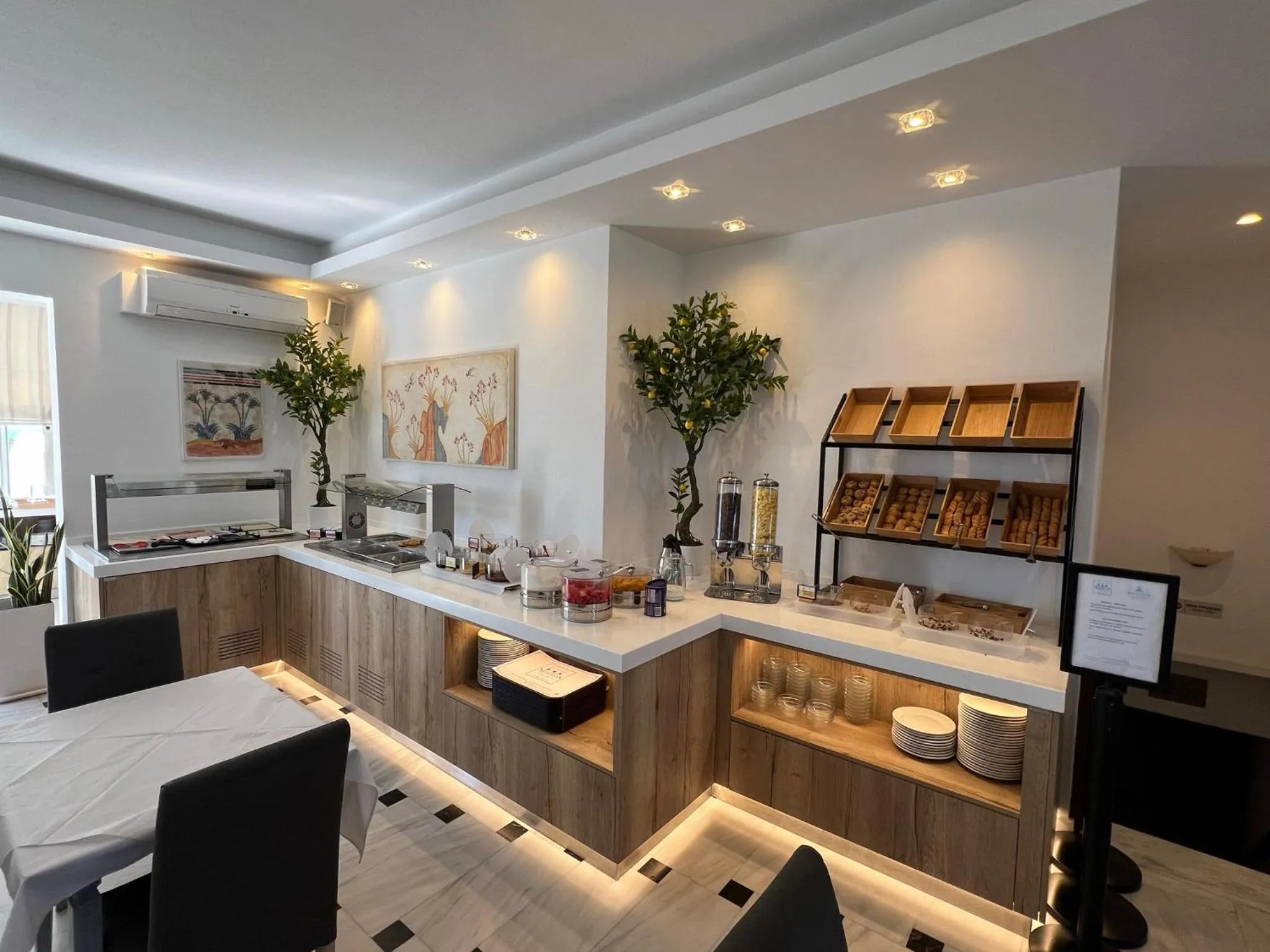 Breakfast in Hotel Mathios