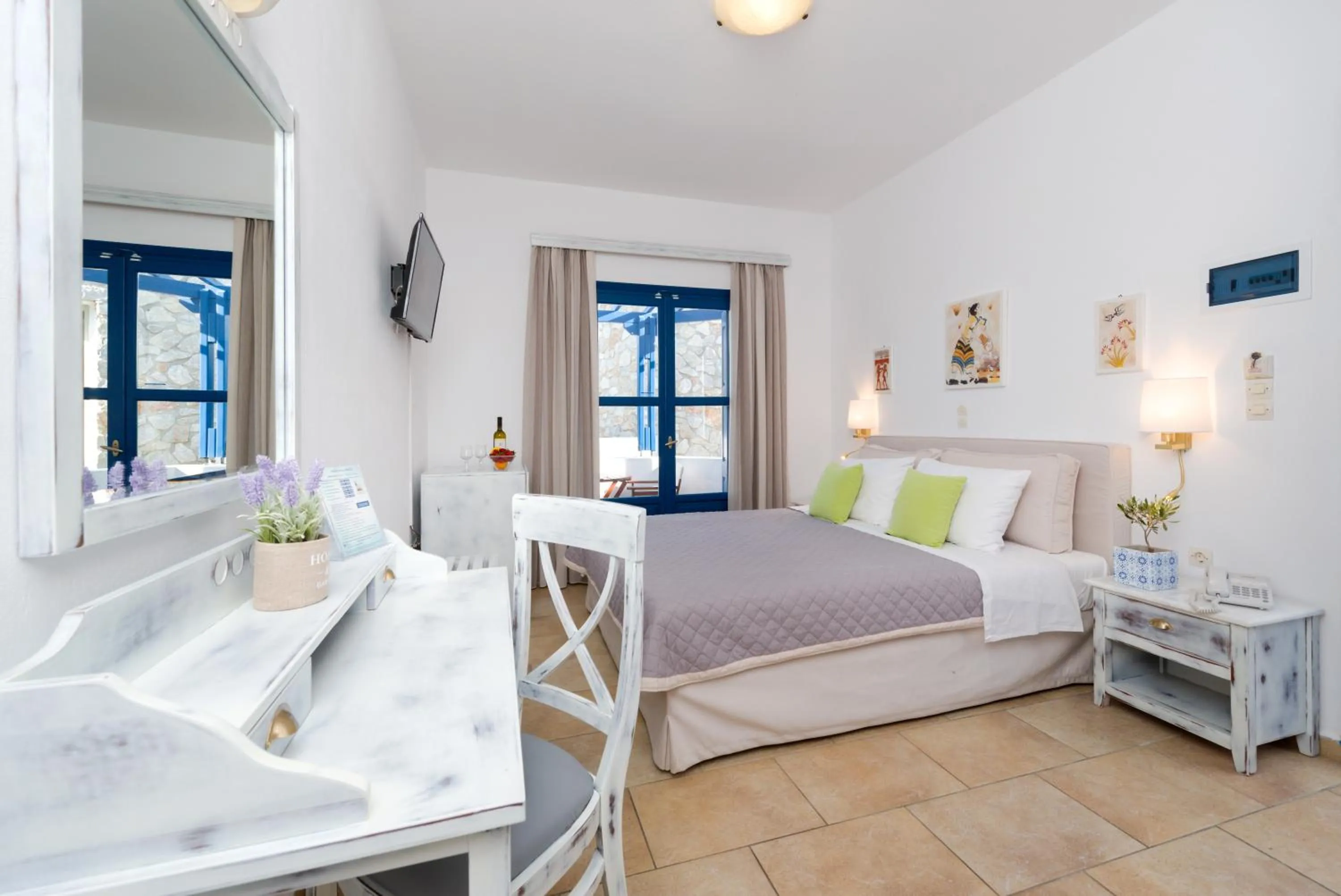 Bed in Hotel Mathios