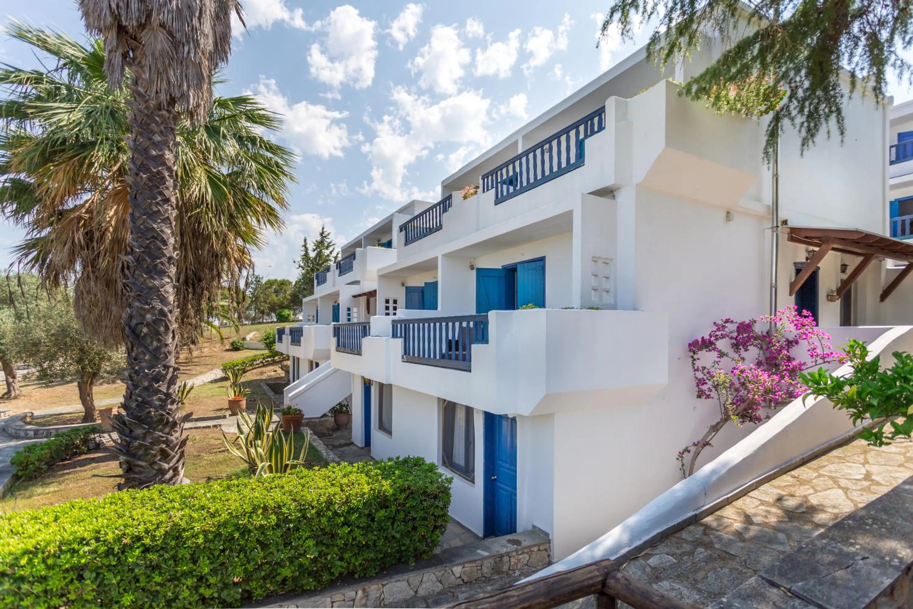 Area and facilities in Agionissi Resort