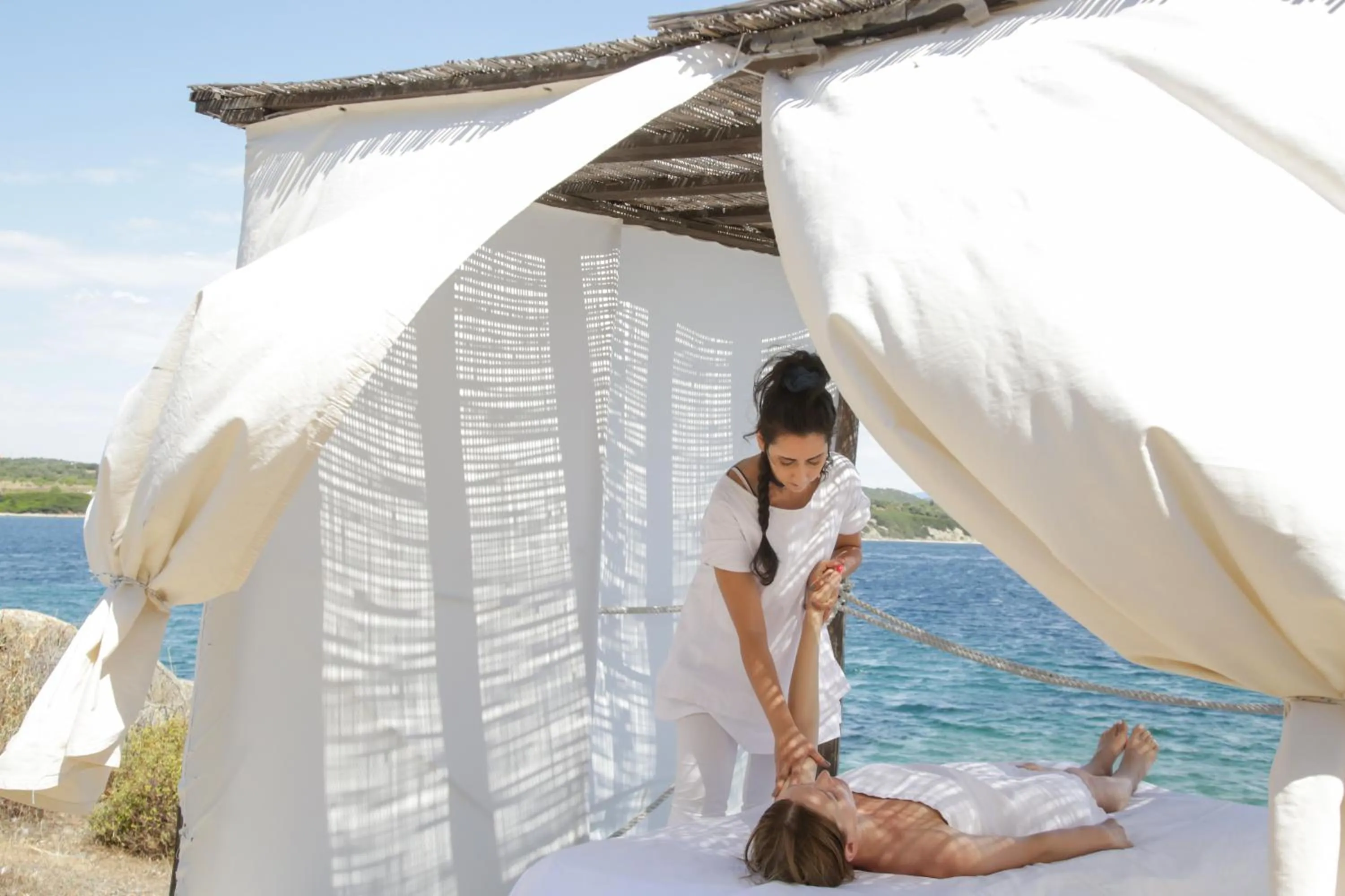 Massage in Agionissi Resort