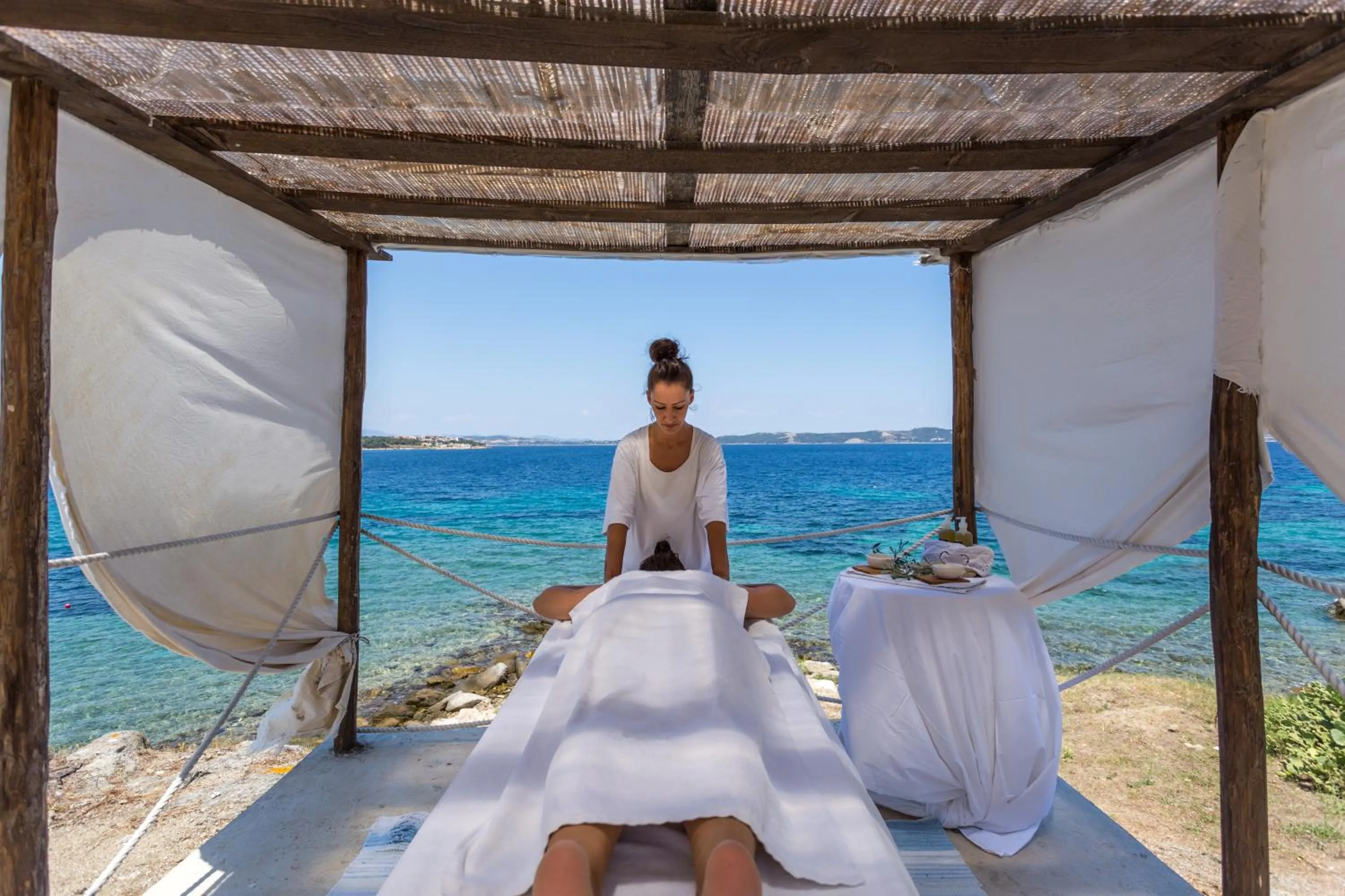 Massage in Agionissi Resort