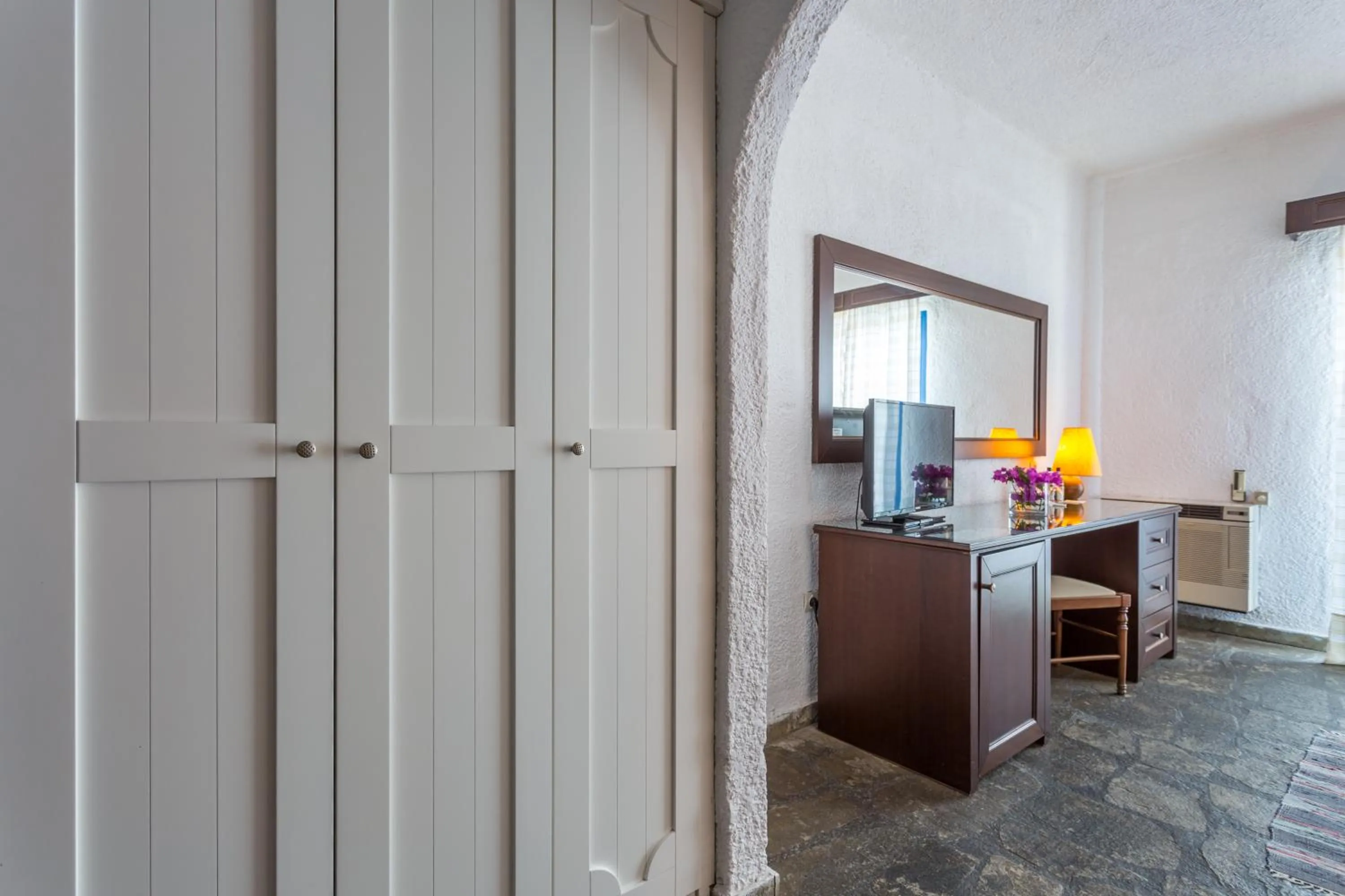 Photo of the whole room in Agionissi Resort