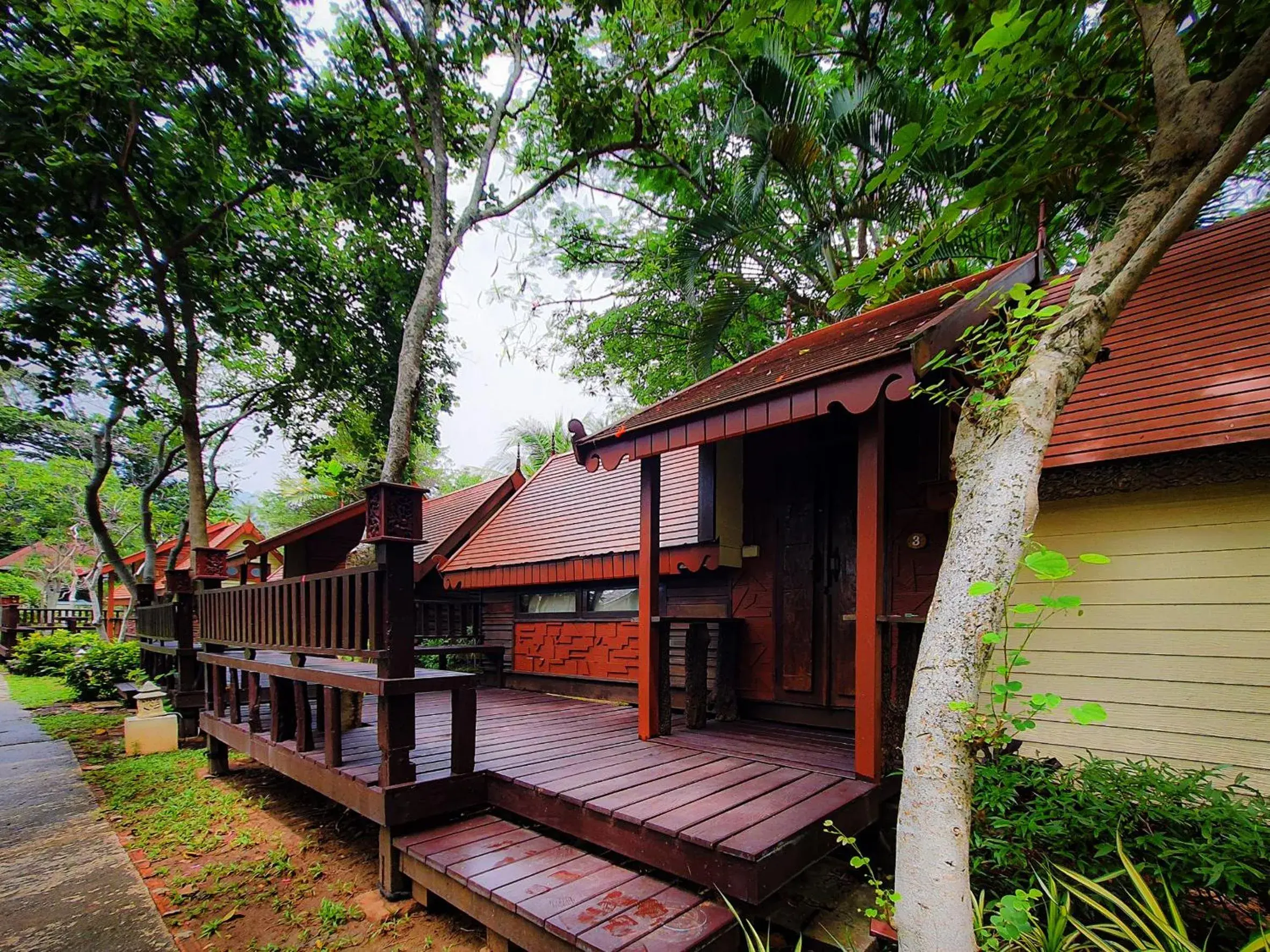 Property building in Baan Thong Ching Resort Property building in Baan Thong Ching Resort