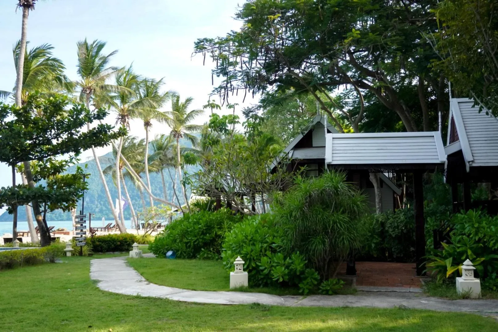 Property building in Baan Thong Ching Resort