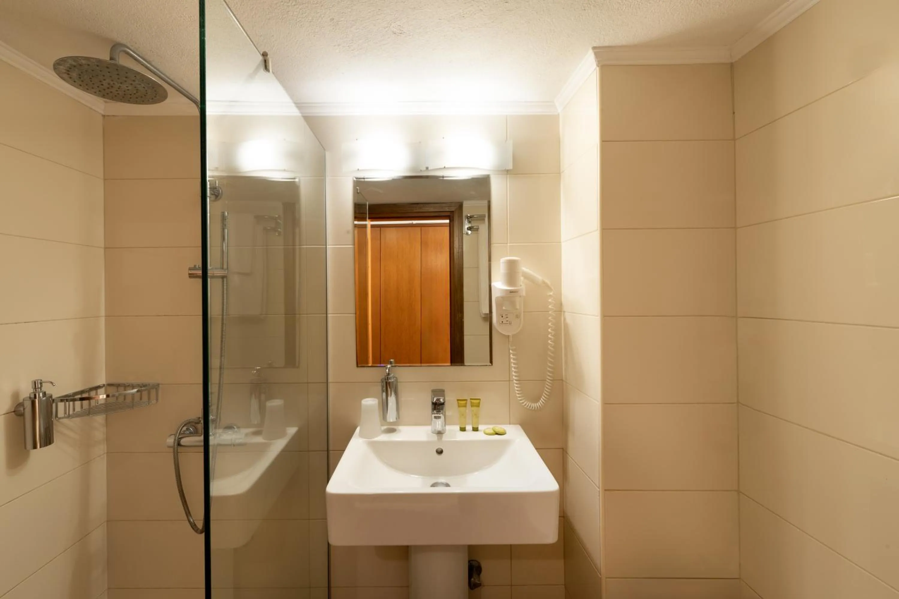 Bathroom in Mitsis Alexander the Great Hotel