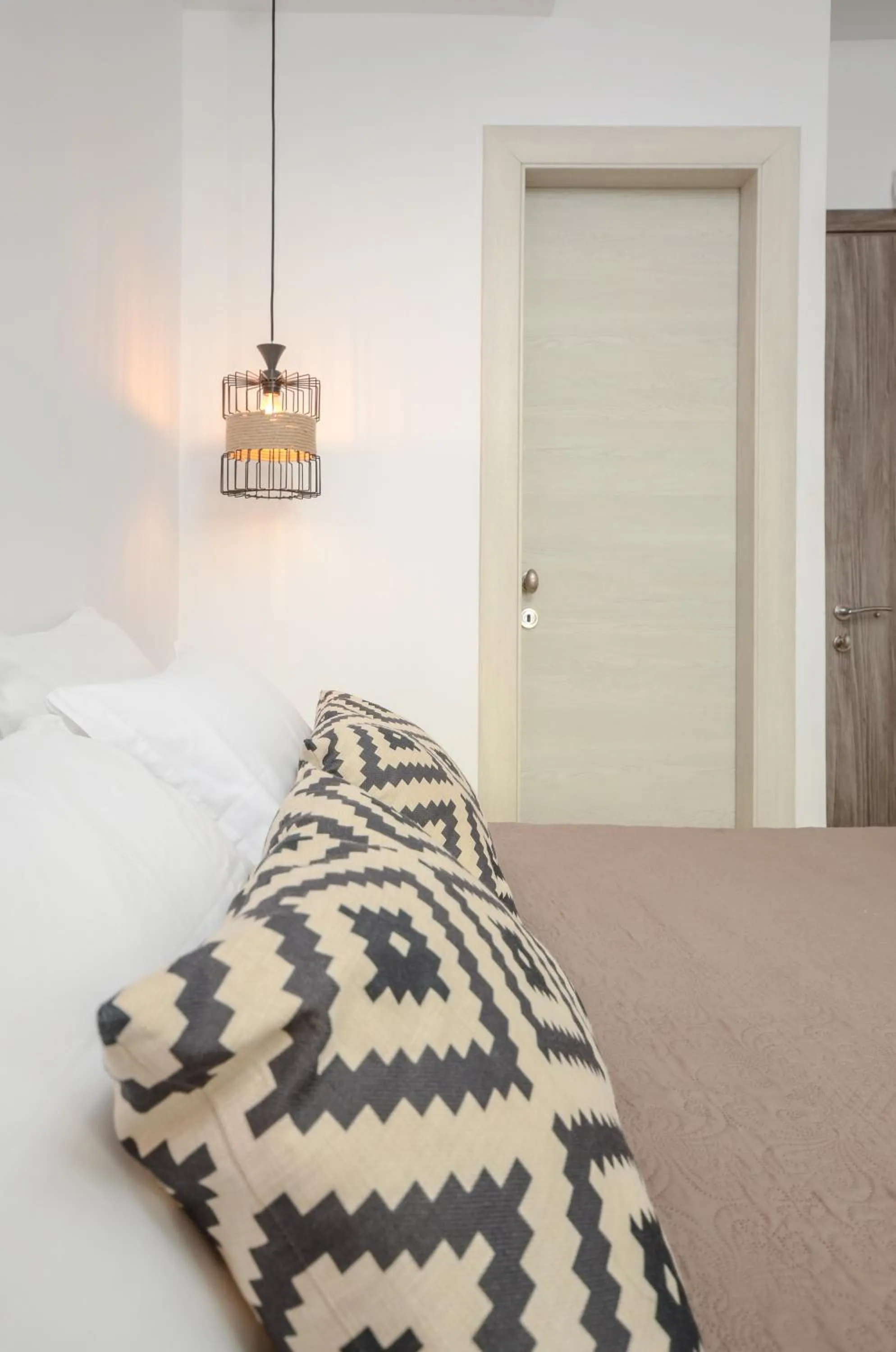 Bed in Saint George Hotel