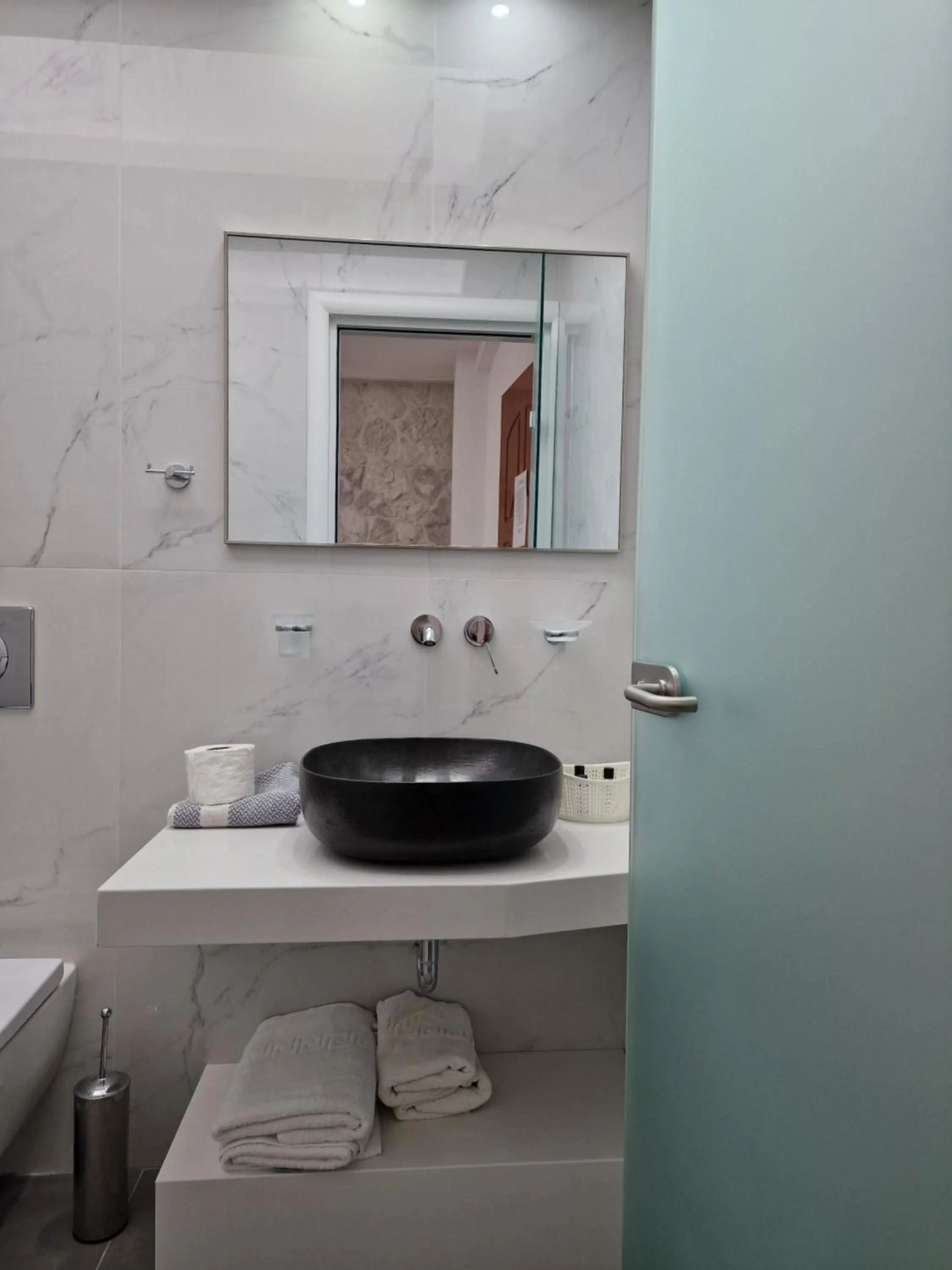 Bathroom in Emmanouela Studios & Villas