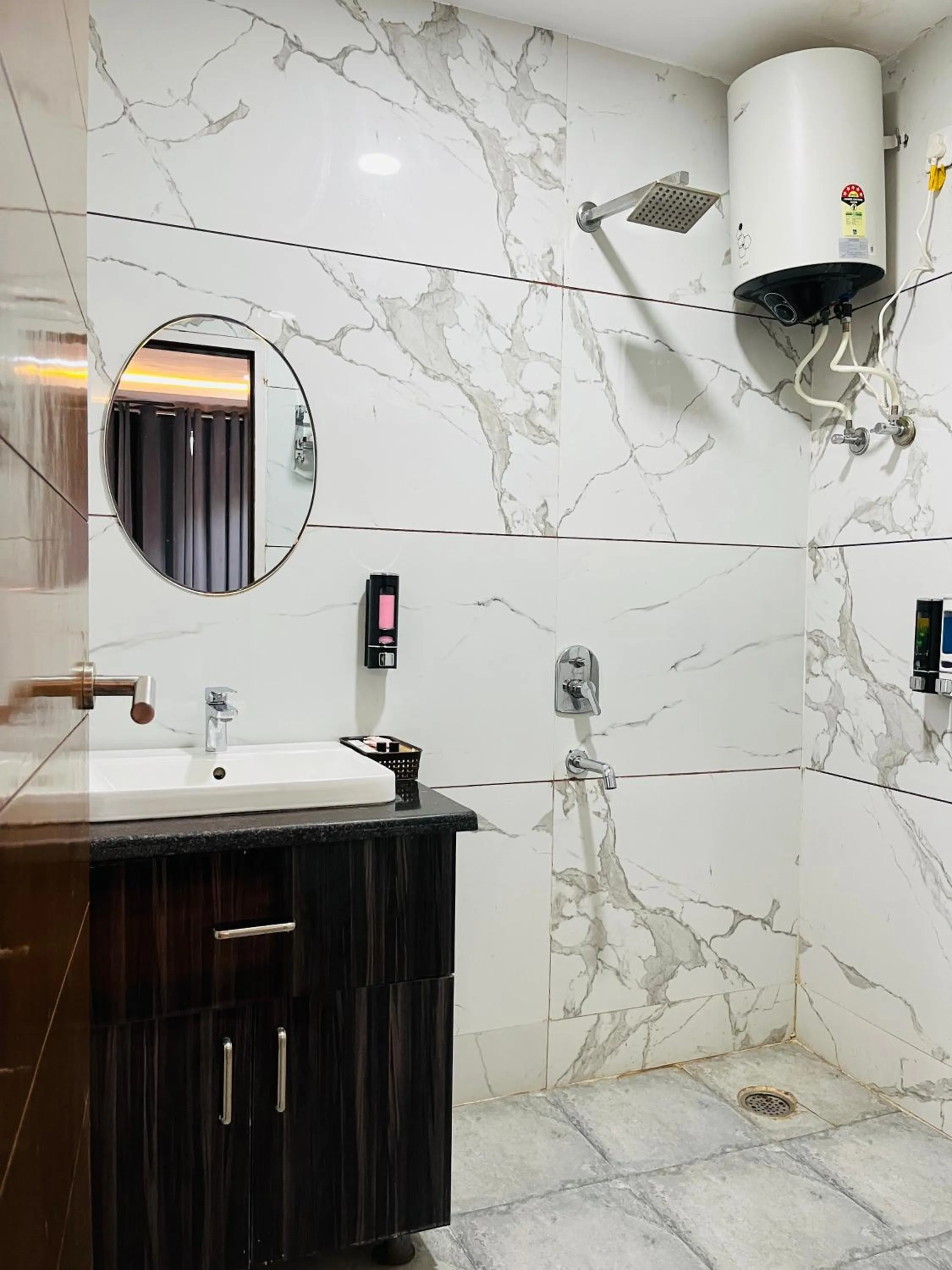 Bathroom in Hotel Affluence