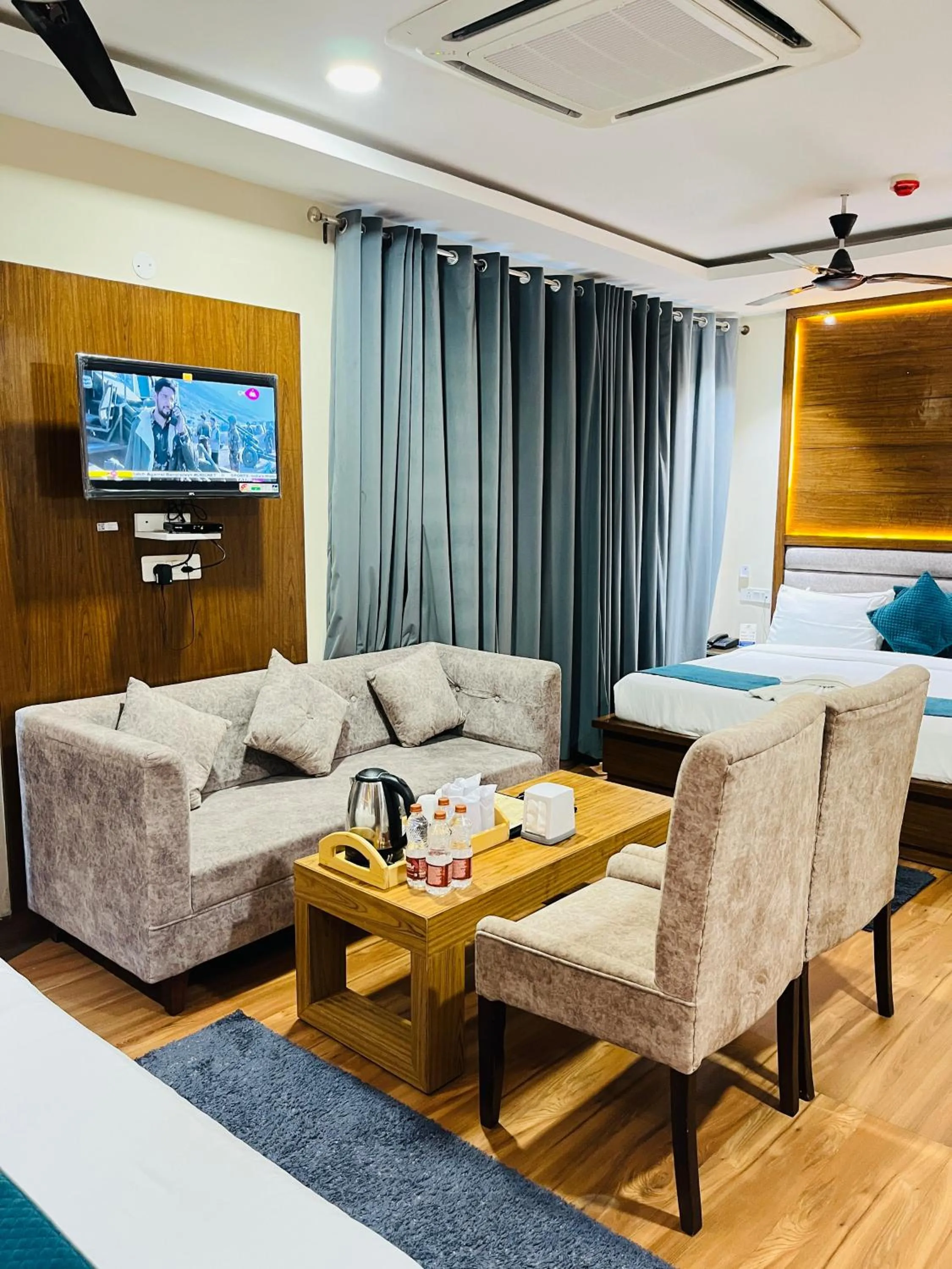 Seating area in Hotel Affluence