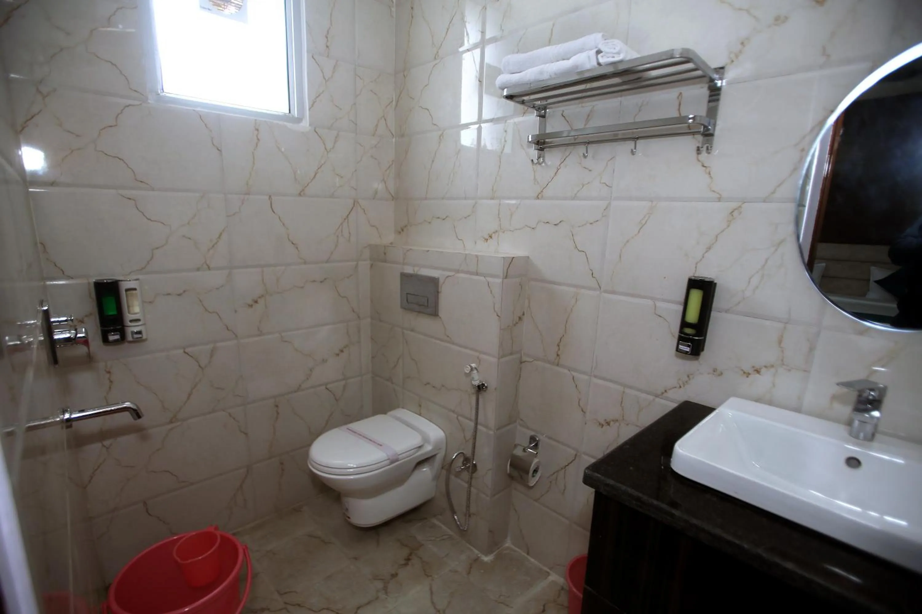 Bathroom in Hotel Affluence