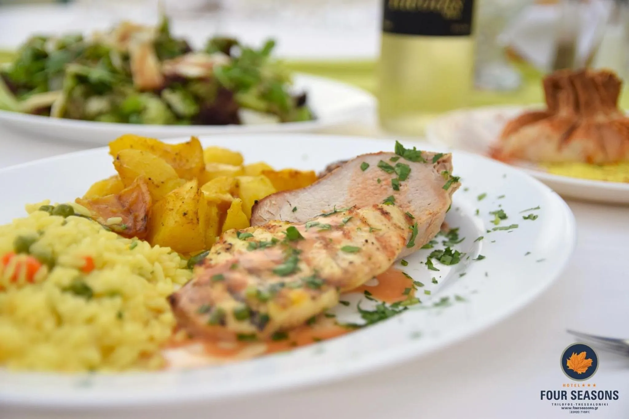 Restaurant/places to eat in Four Seasons Hotel