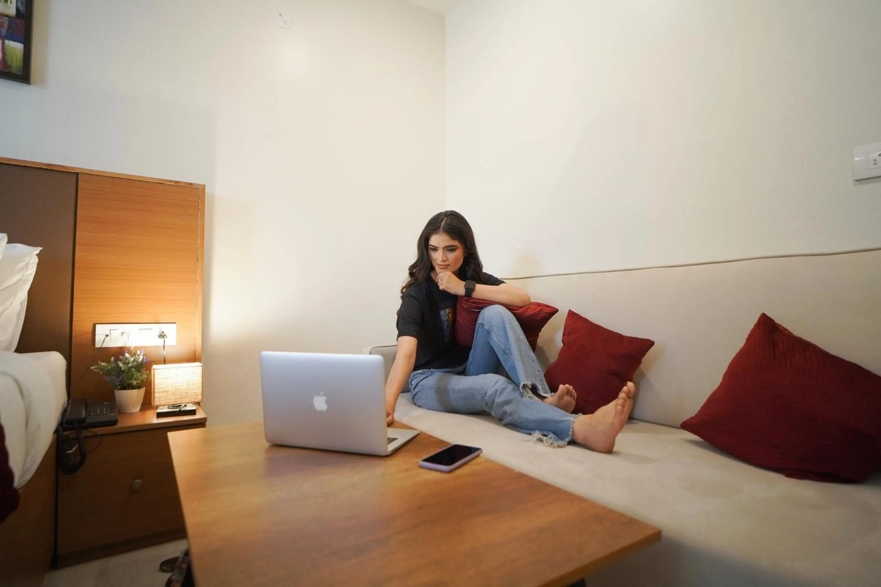 People in Saltstayz Select - Unitech Cyber Park