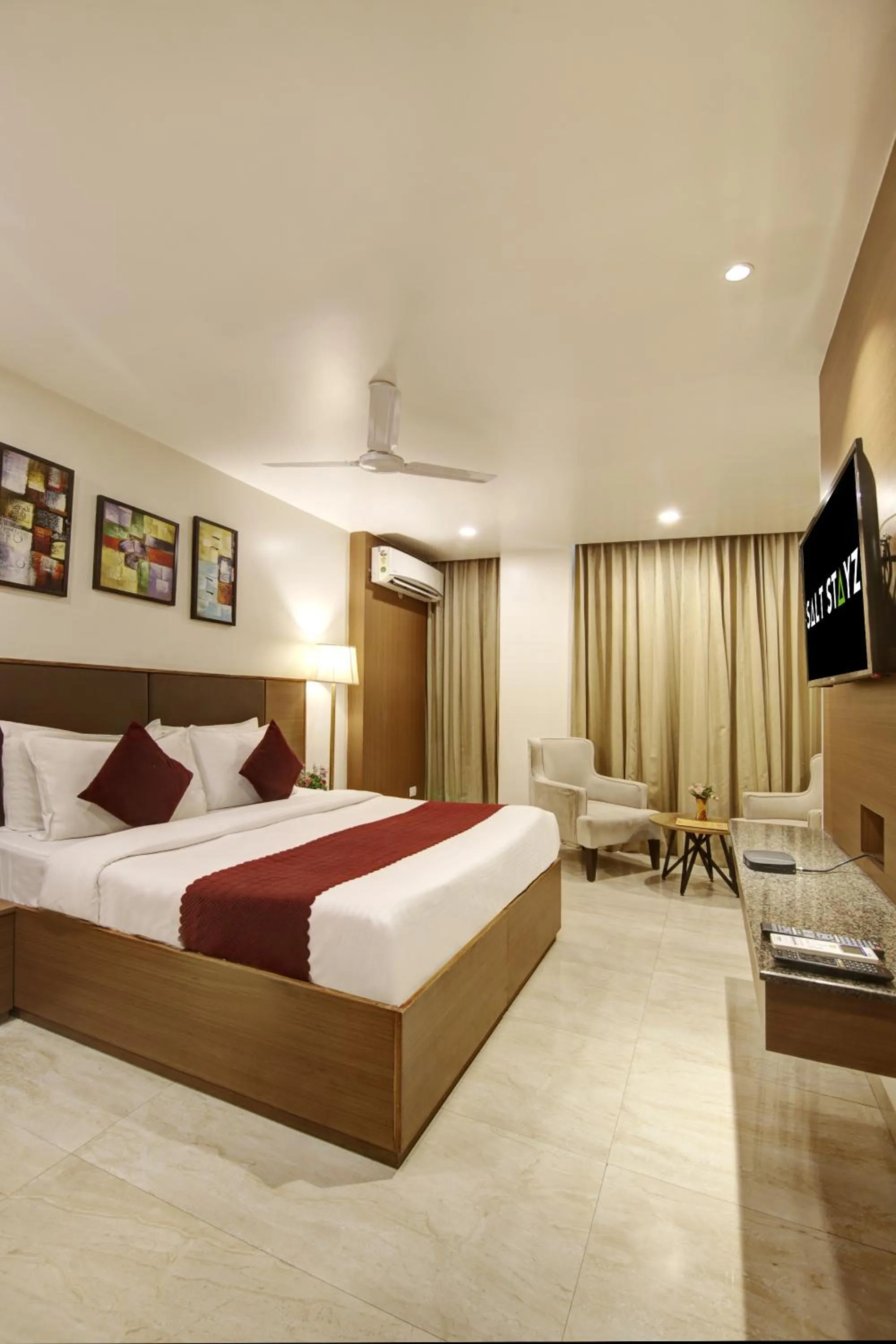 Bed in Saltstayz Select - Unitech Cyber Park