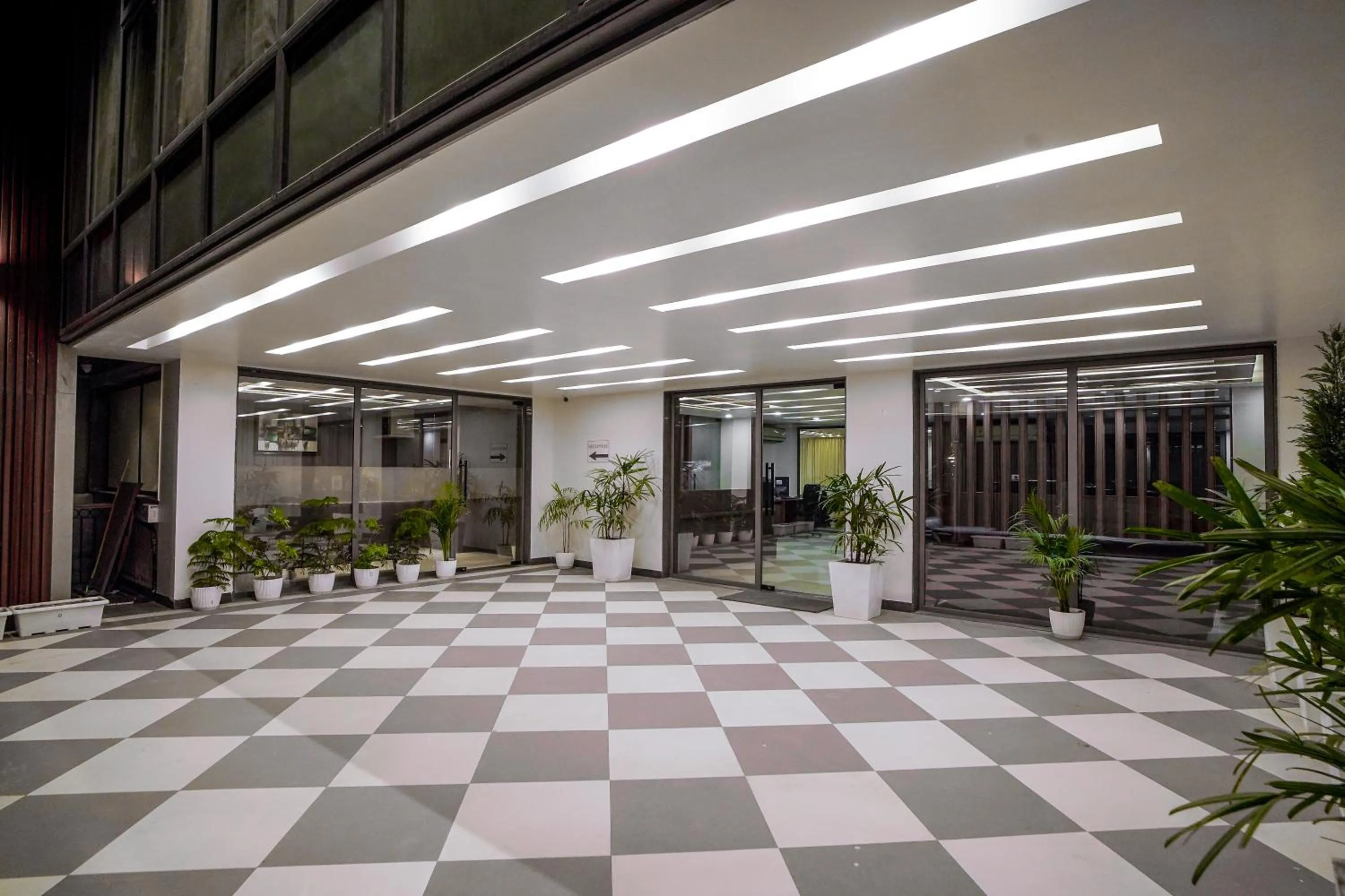 Facade/entrance in Saltstayz Select - Unitech Cyber Park