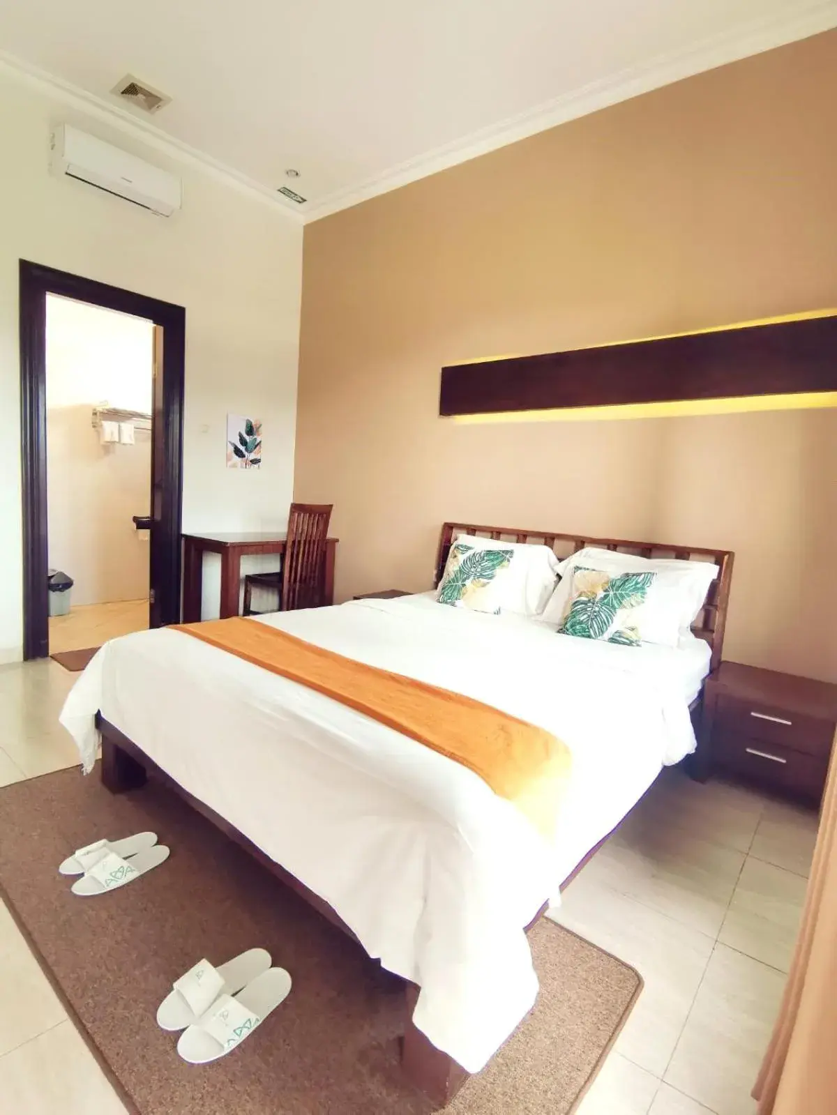 Bedroom, Bed in Avila Ketapan Rame Hotel Bedroom, Bed in Avila Ketapan Rame Hotel