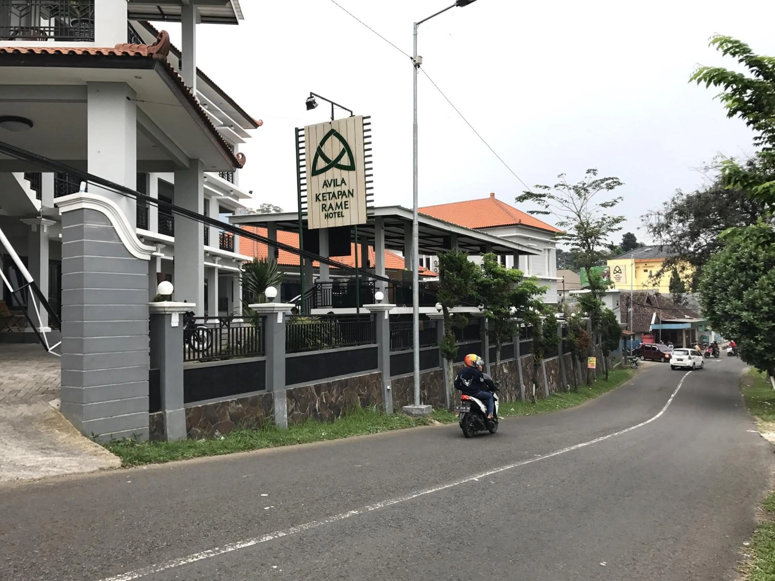 Facade/entrance in Avila Ketapan Rame Hotel