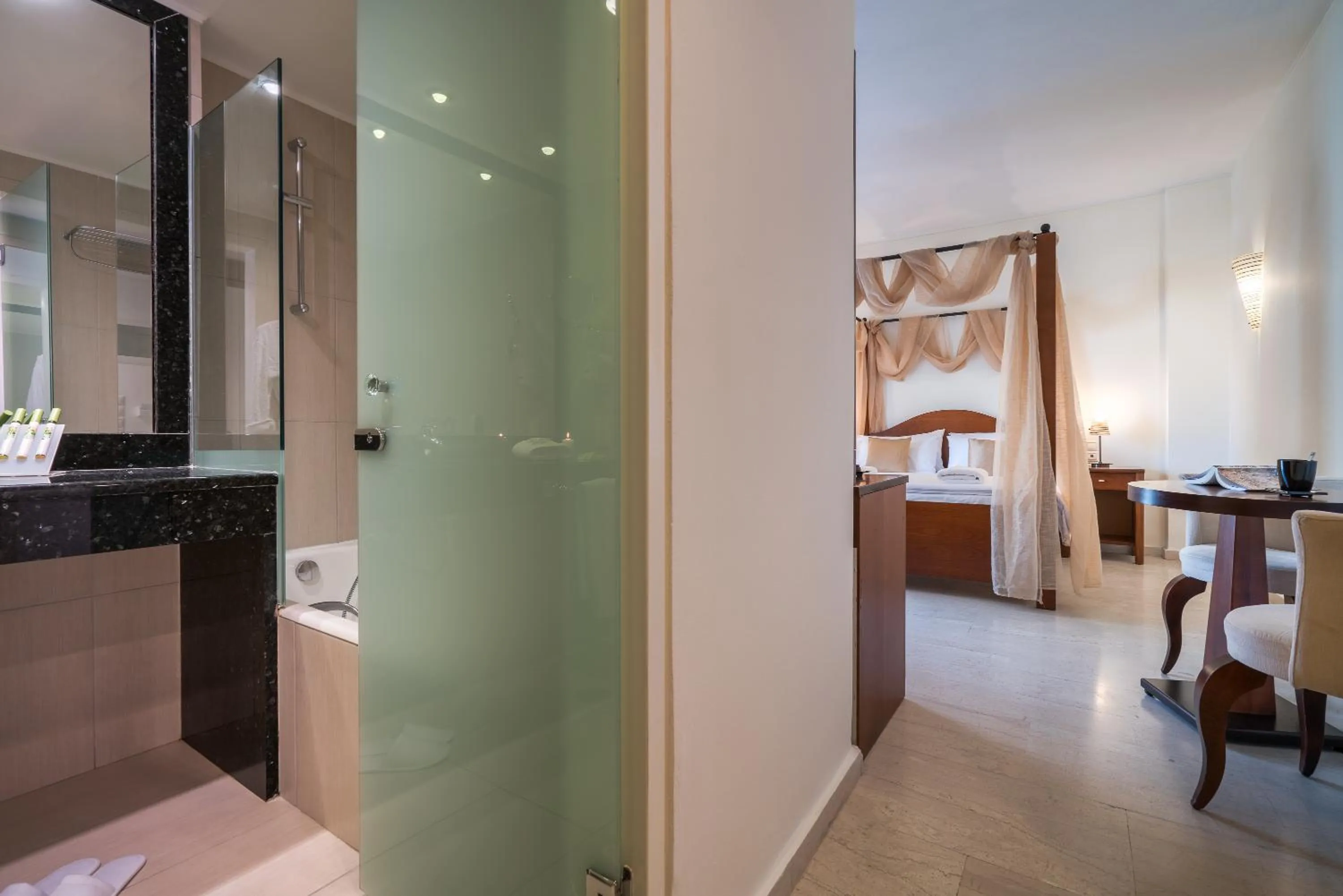 Bathroom in Zante Park Resort & Spa BW Premier Collection