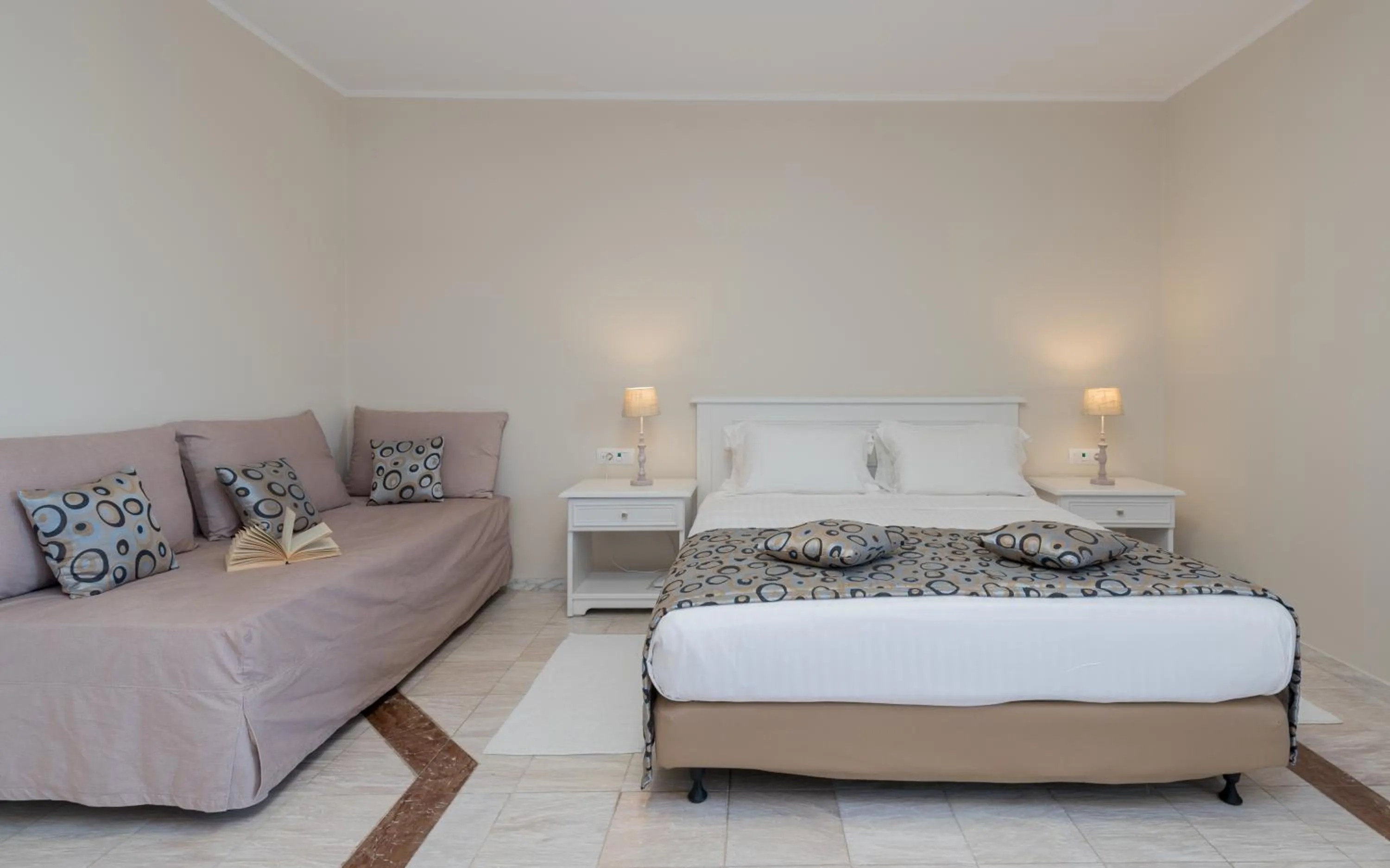 Bed in Zante Park Resort & Spa BW Premier Collection