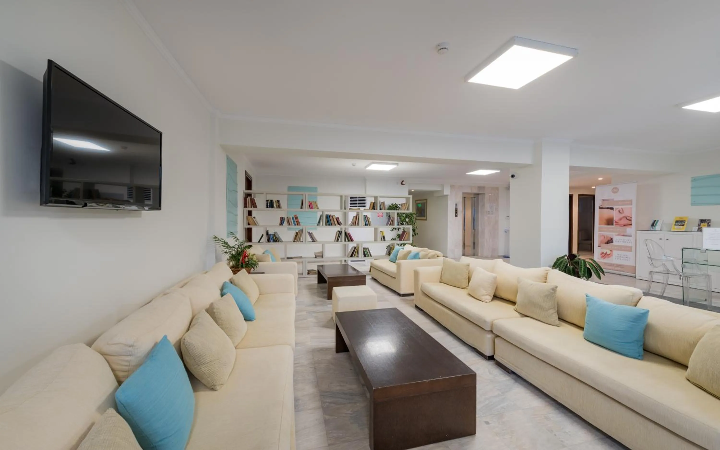 Communal lounge/ TV room in Zante Park Resort & Spa BW Premier Collection