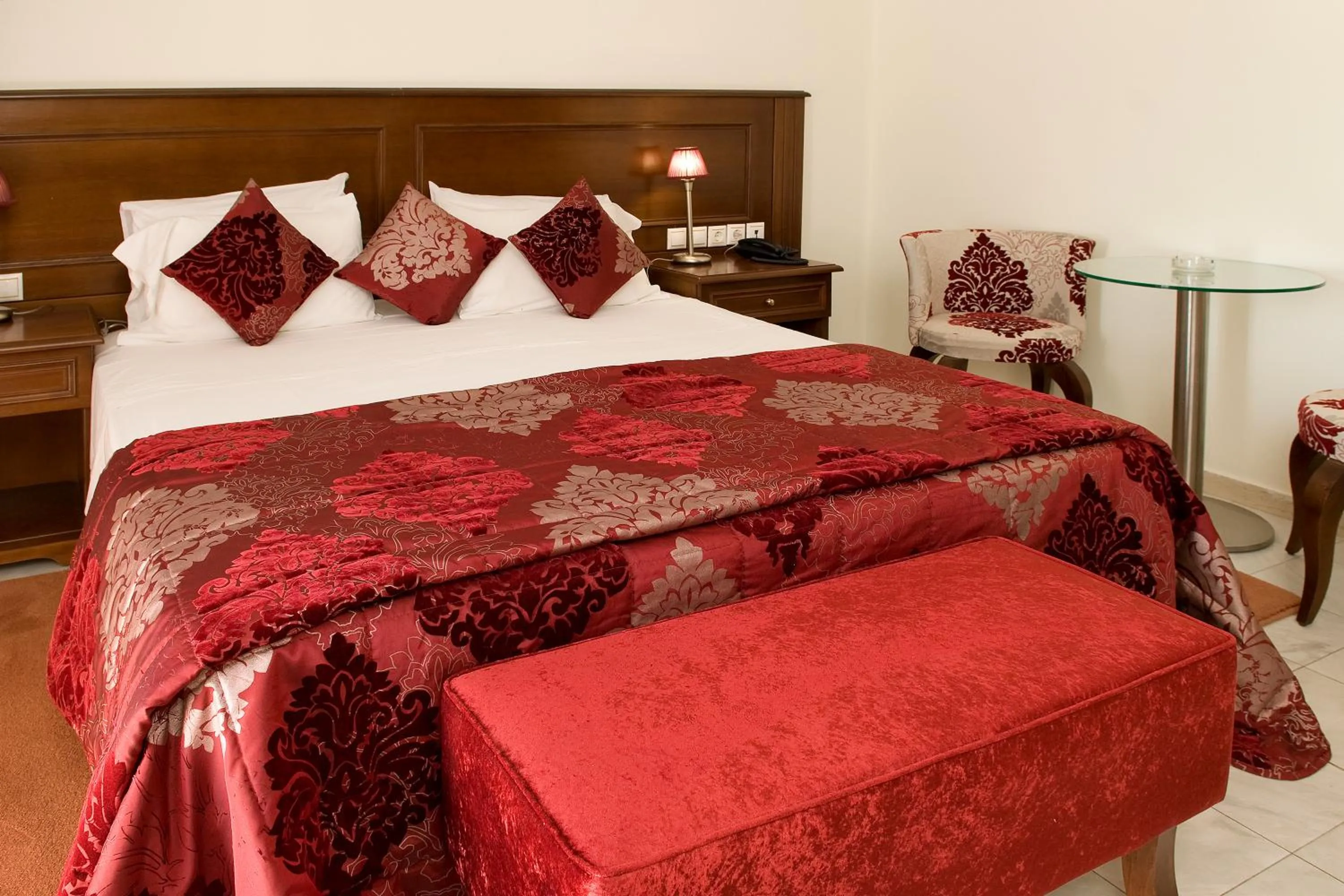 Bed in Zante Park Resort & Spa BW Premier Collection