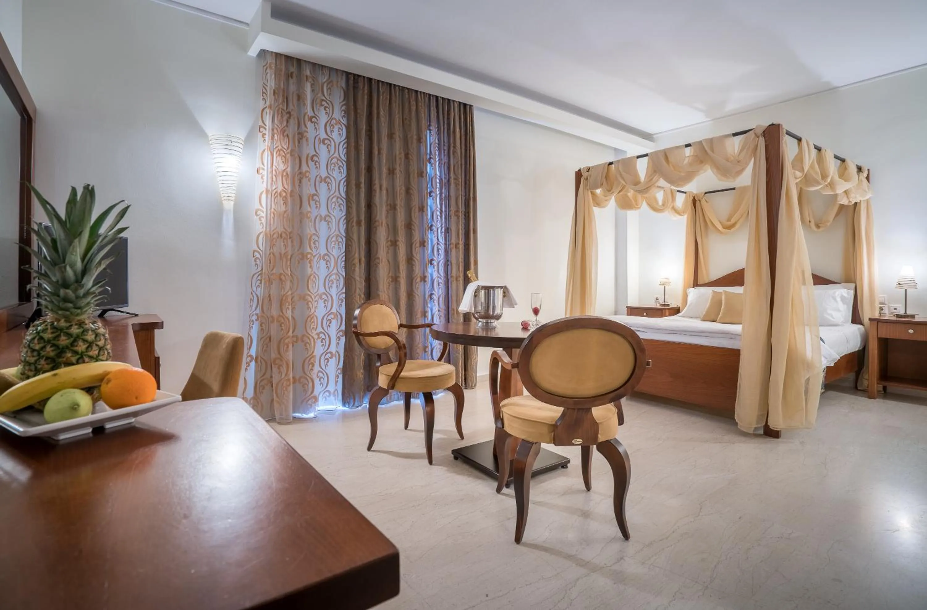 Bed in Zante Park Resort & Spa BW Premier Collection