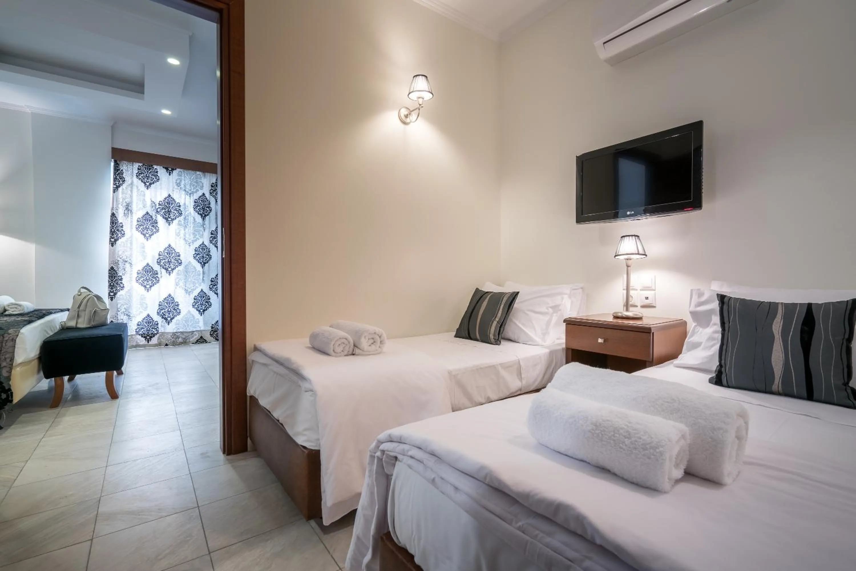 Bed in Zante Park Resort & Spa BW Premier Collection