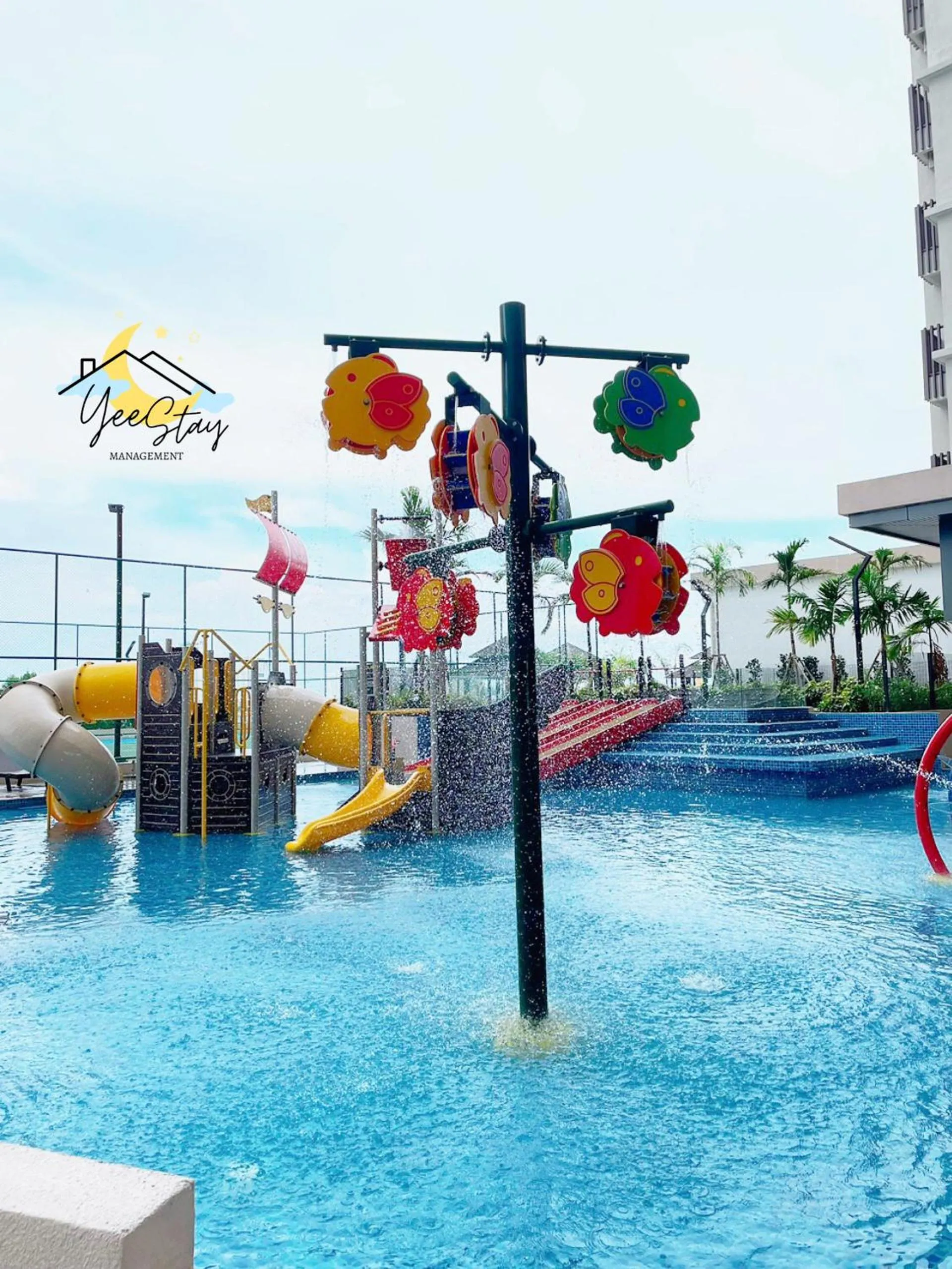 SeaView PoolView CityView BaliResidence Video game 5minJonker