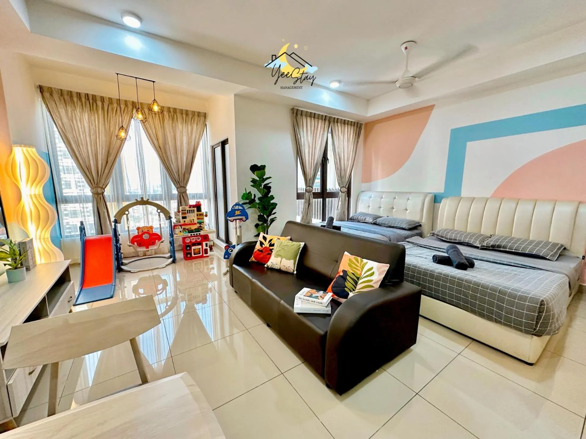 SeaView PoolView CityView BaliResidence Video game 5minJonker