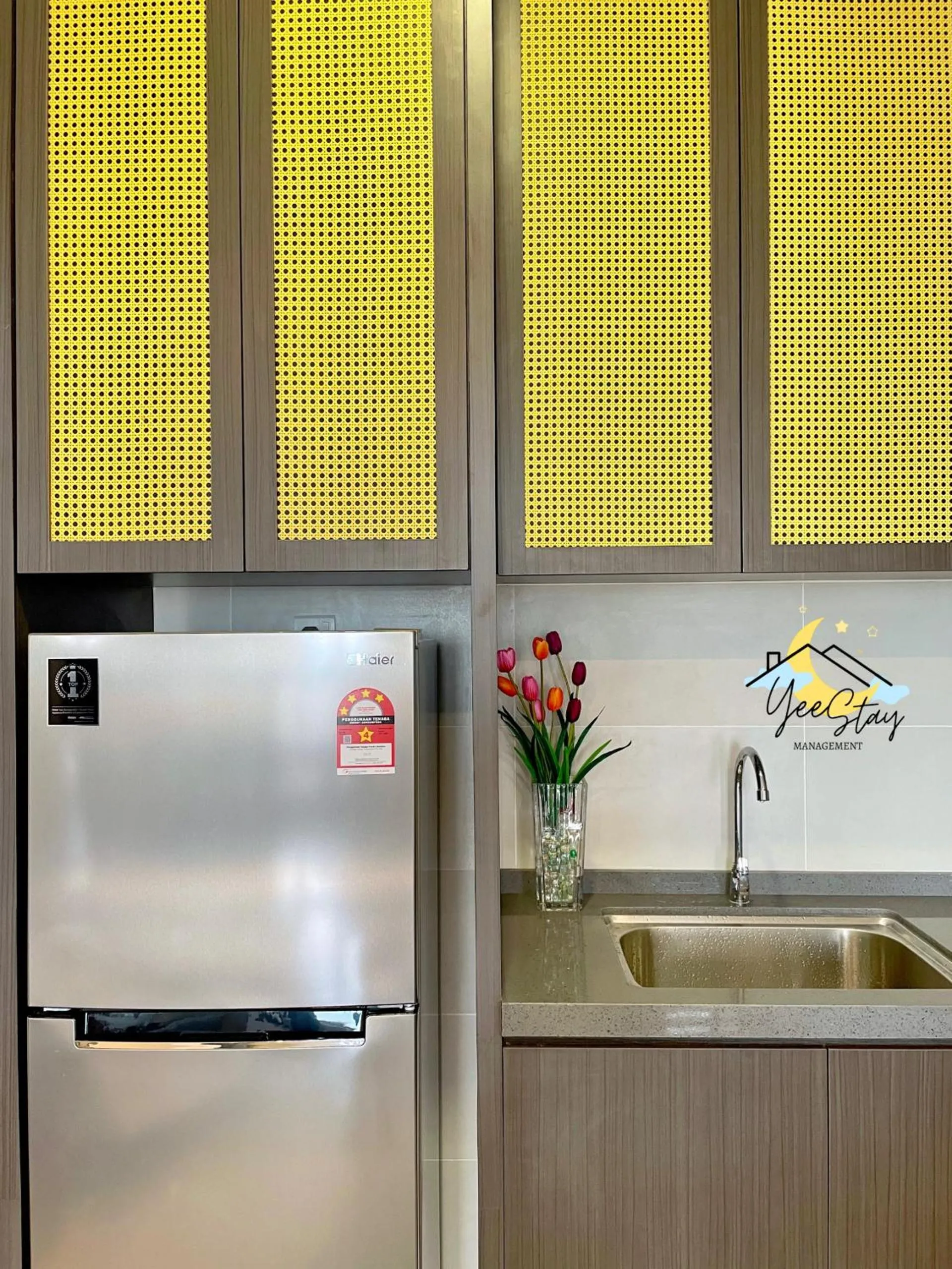 SeaView PoolView CityView BaliResidence Video game 5minJonker