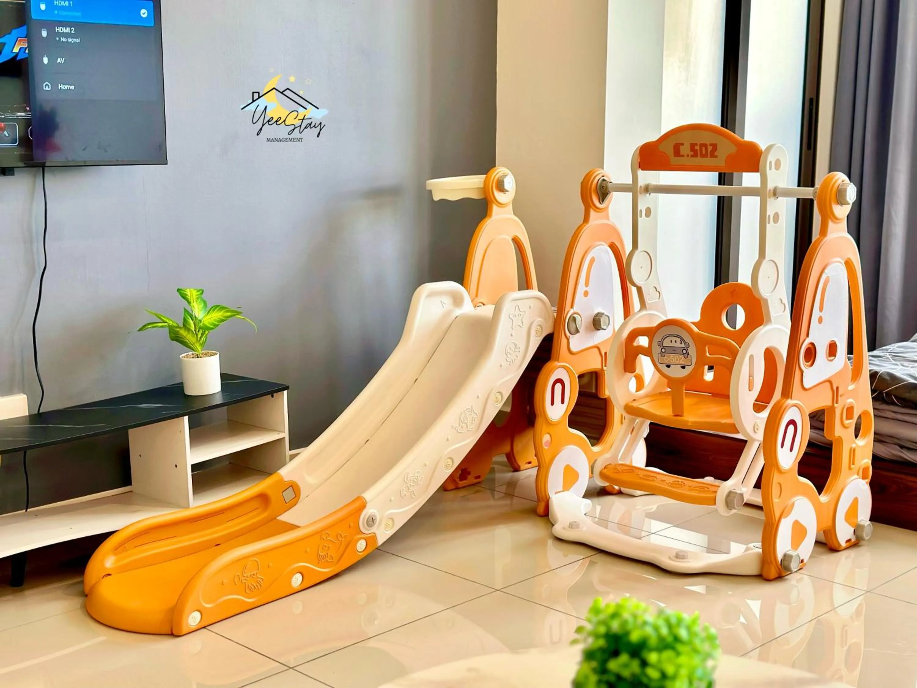 SeaView PoolView CityView BaliResidence Video game 5minJonker